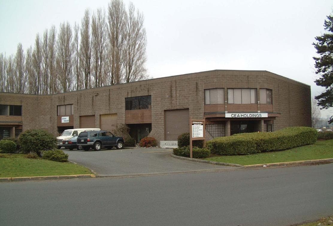 2 2551 VAUXHALL PLACE — photo 1