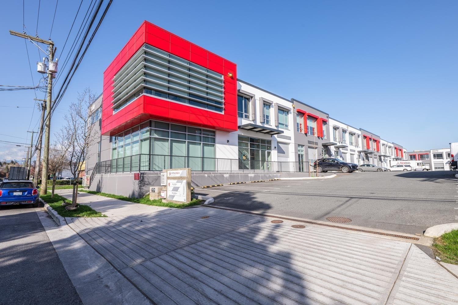 108 8360 ONTARIO STREET — photo 1