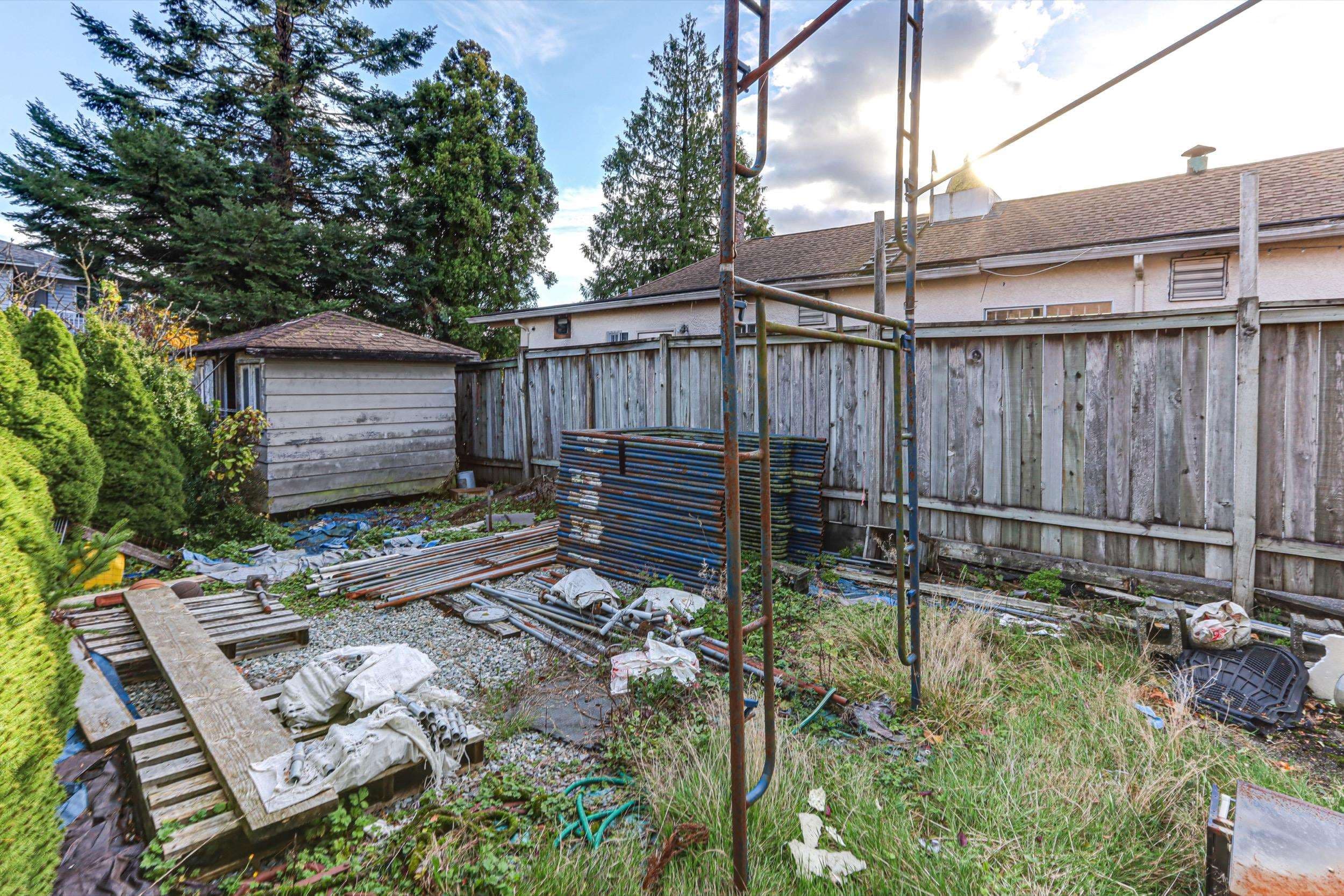 7474 EDMONDS STREET — photo 3