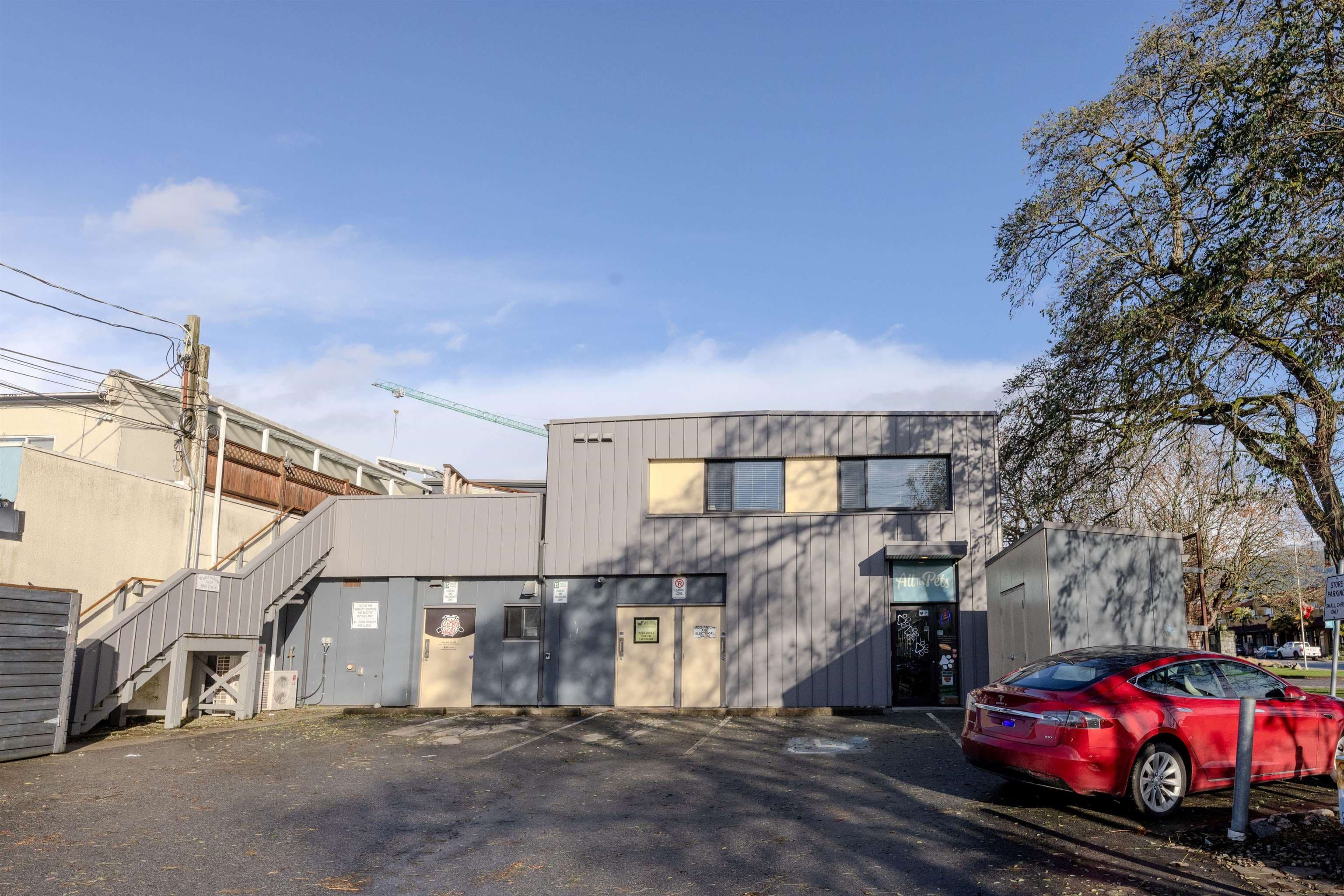 5641 COWRIE STREET — photo 3