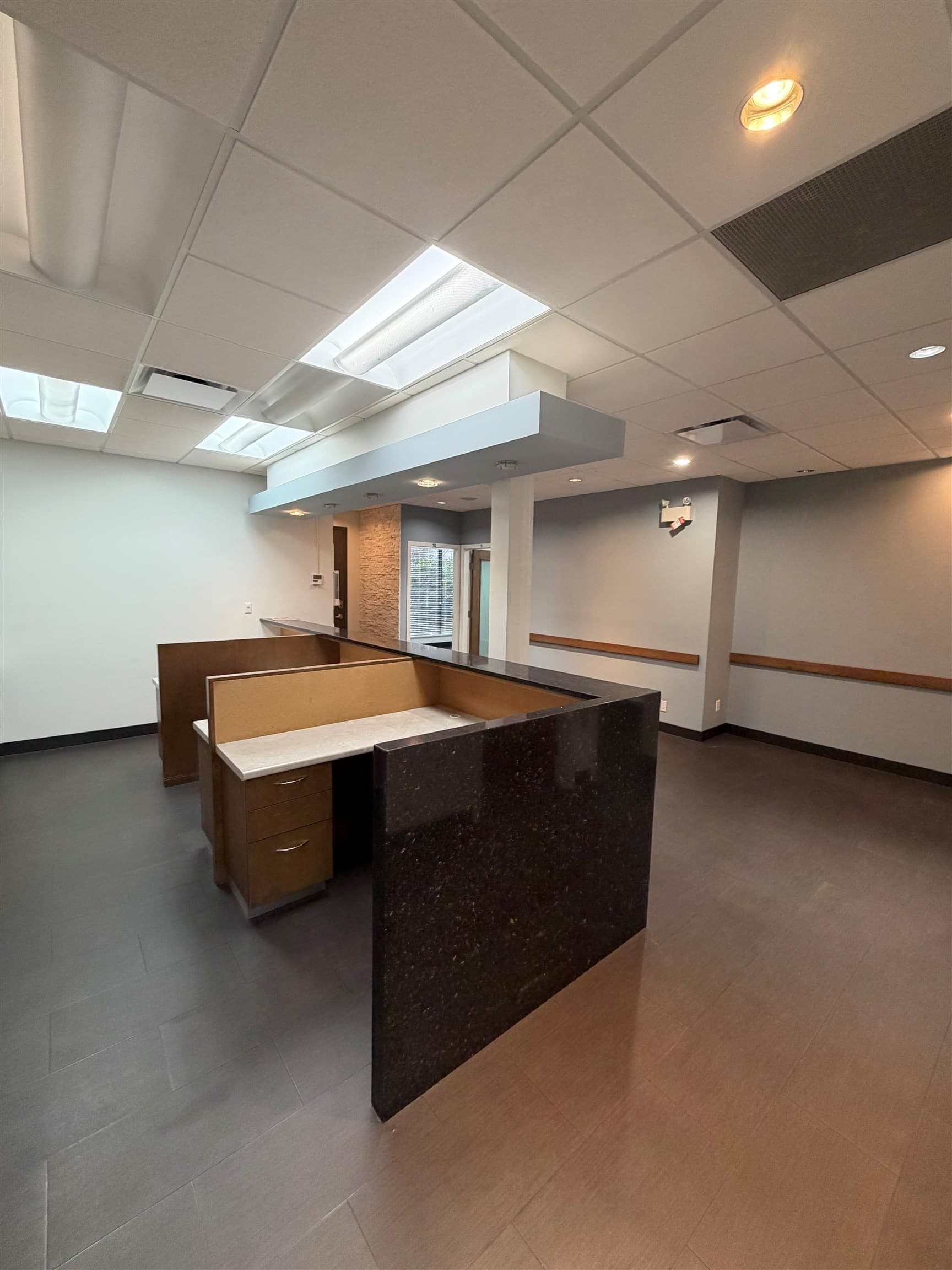 214 145 W 15TH STREET — photo 4