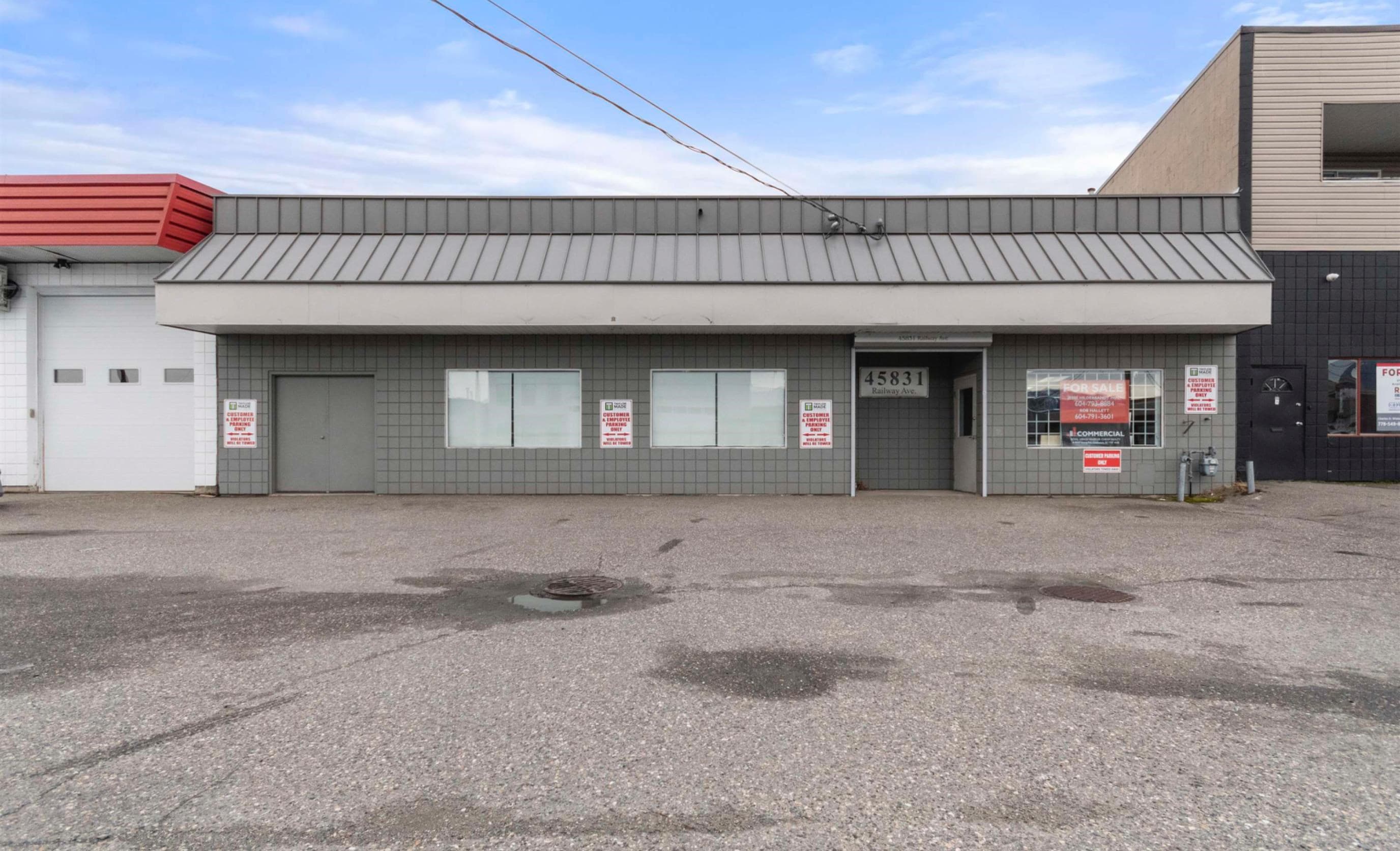 45831 RAILWAY AVENUE — photo 1
