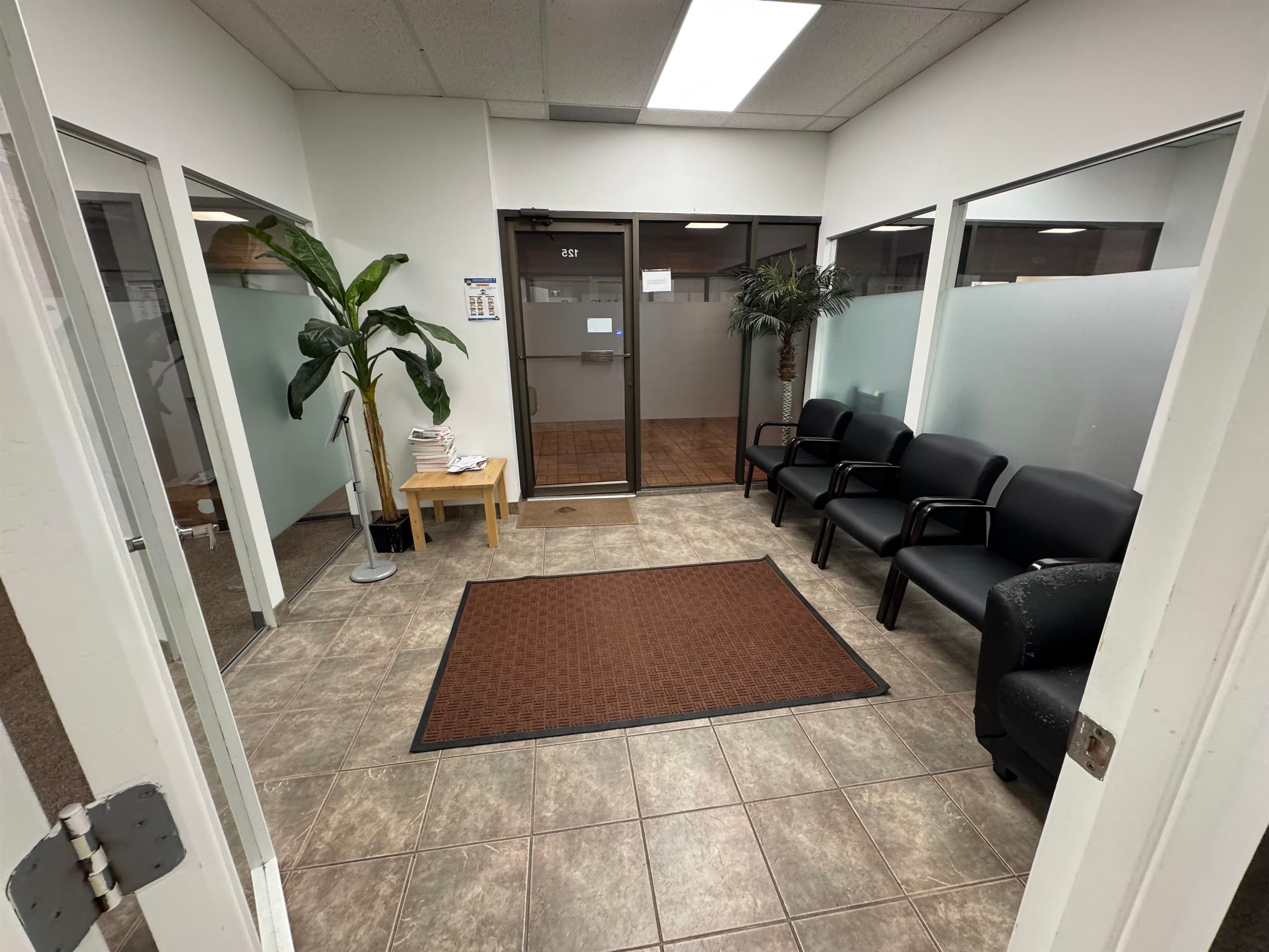 125 & 12 3030 LINCOLN AVENUE — photo 3