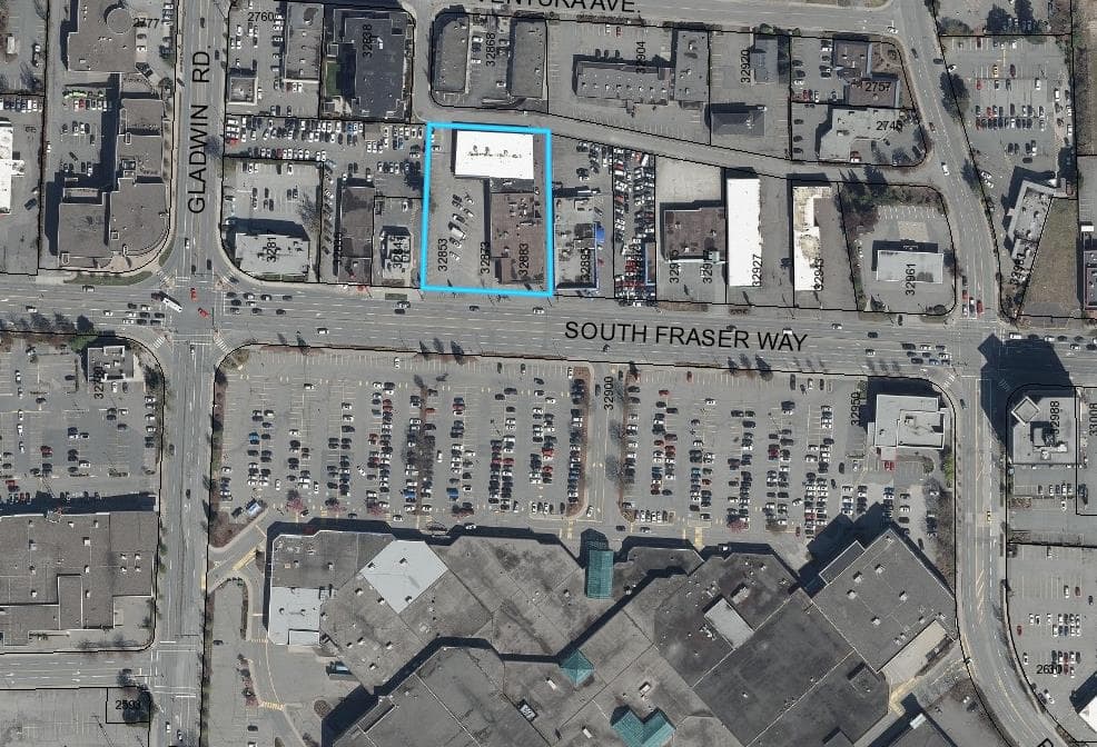108 32883 SOUTH FRASER WAY — photo 3