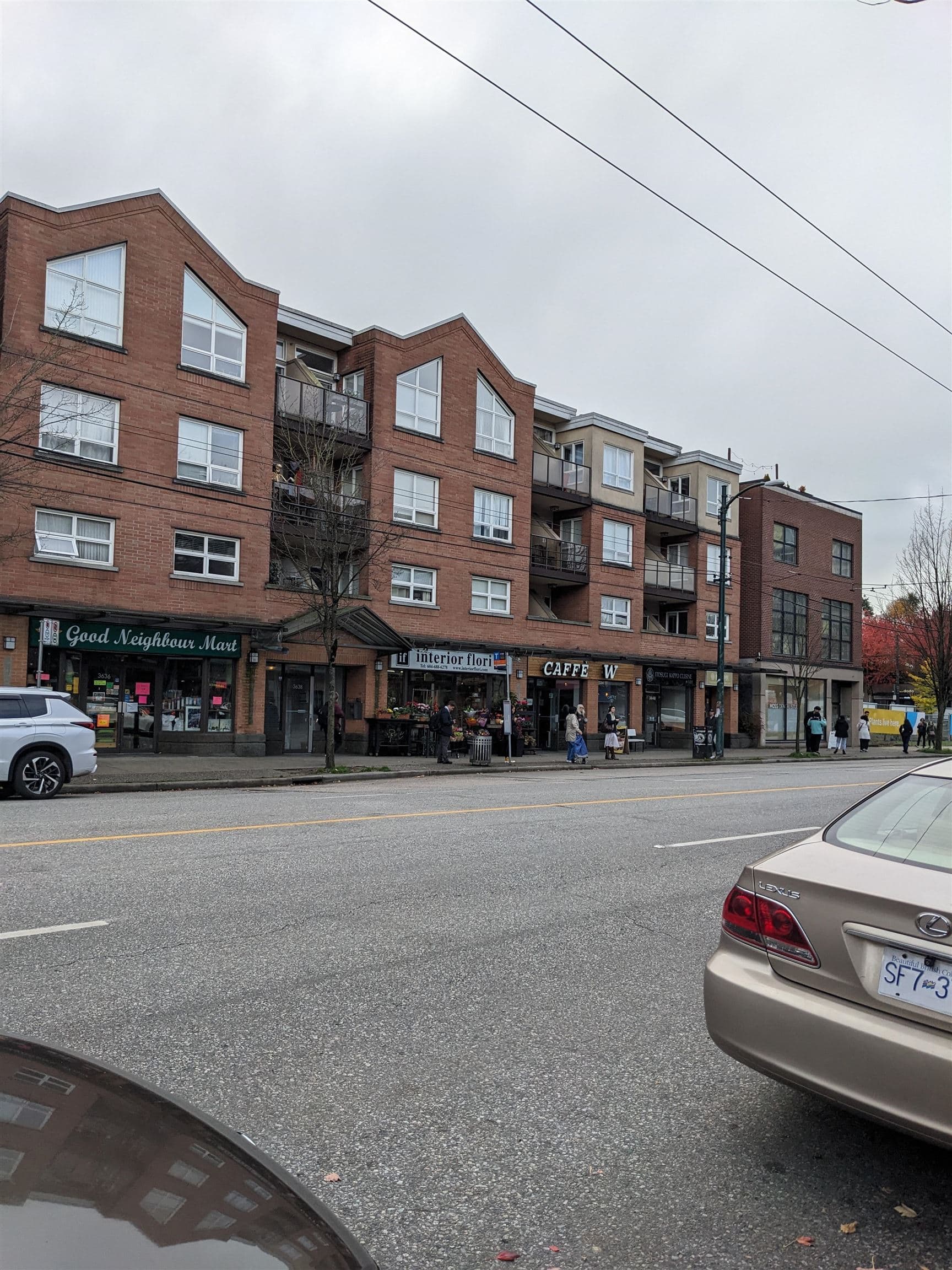 3652 W BROADWAY WEST — photo 3