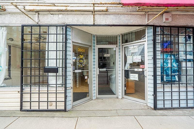 3947 KNIGHT STREET — photo 2