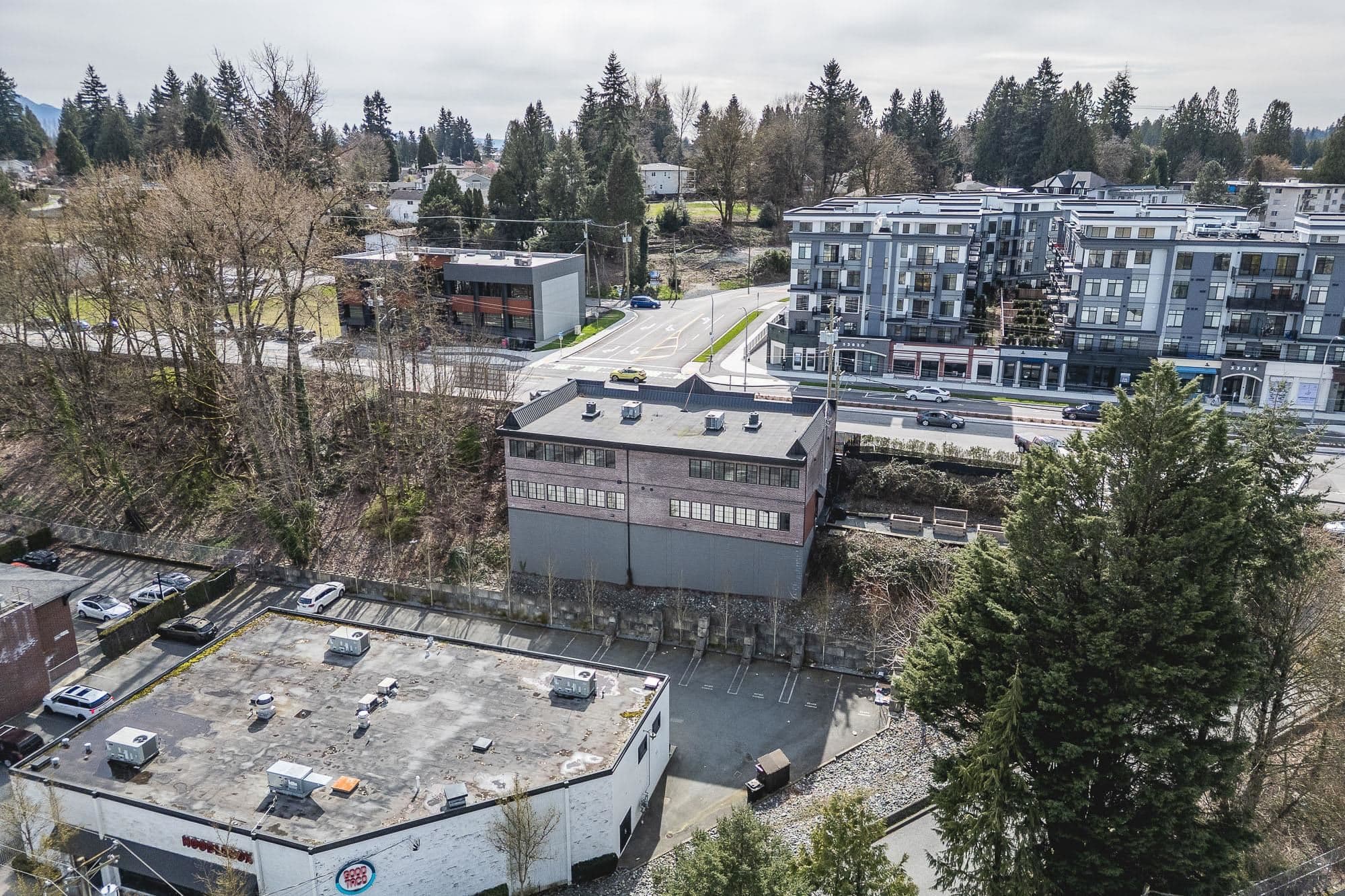 33827 SOUTH FRASER WAY — photo 4