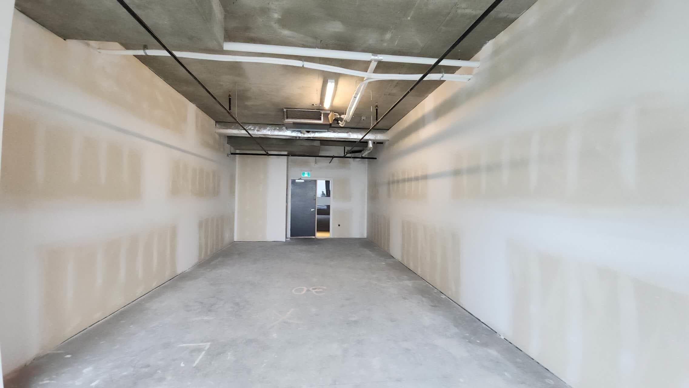 516 6378 SILVER AVENUE — photo 5