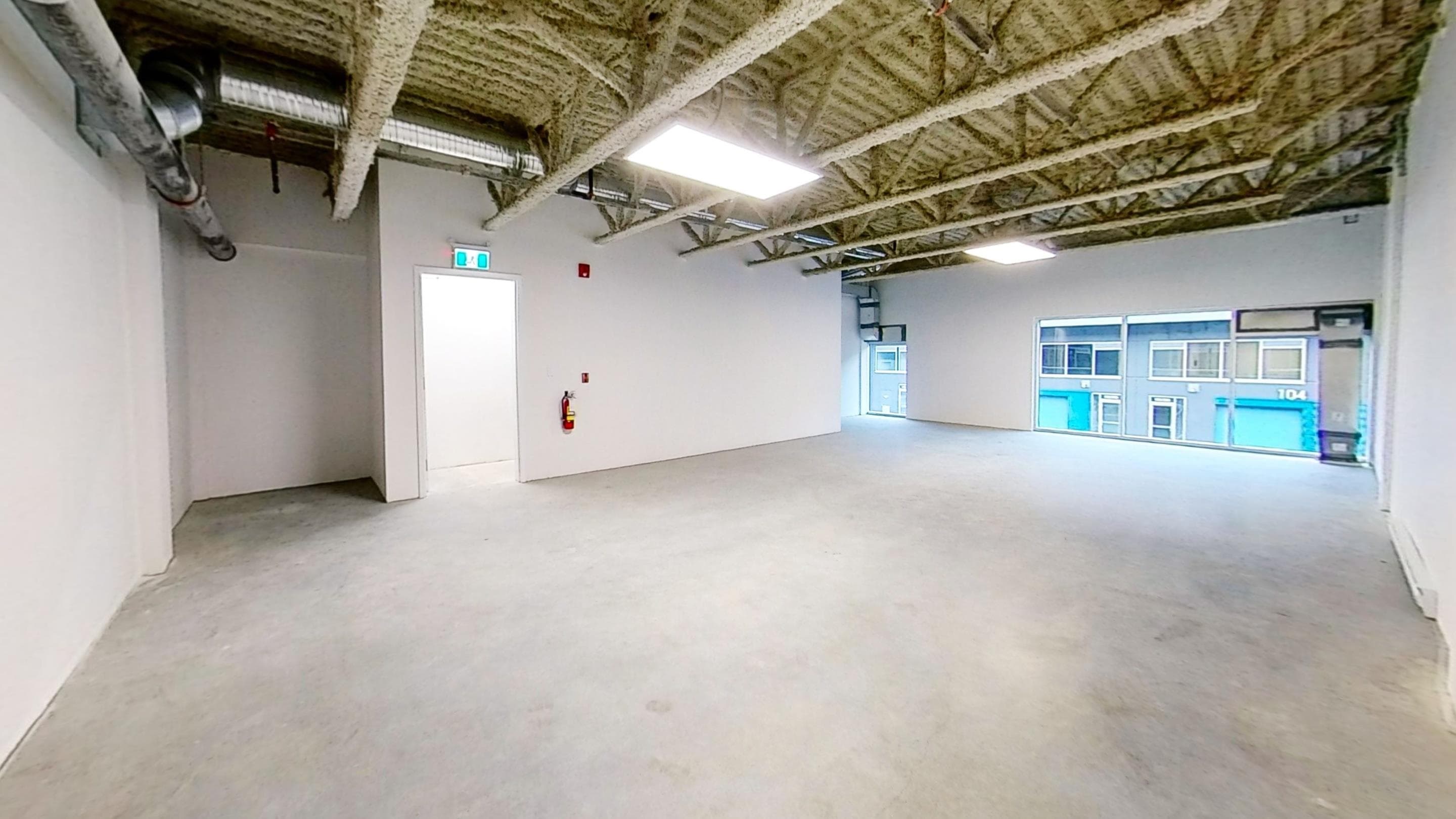 UPPER A 118 4899 VANGUARD ROAD — photo 3