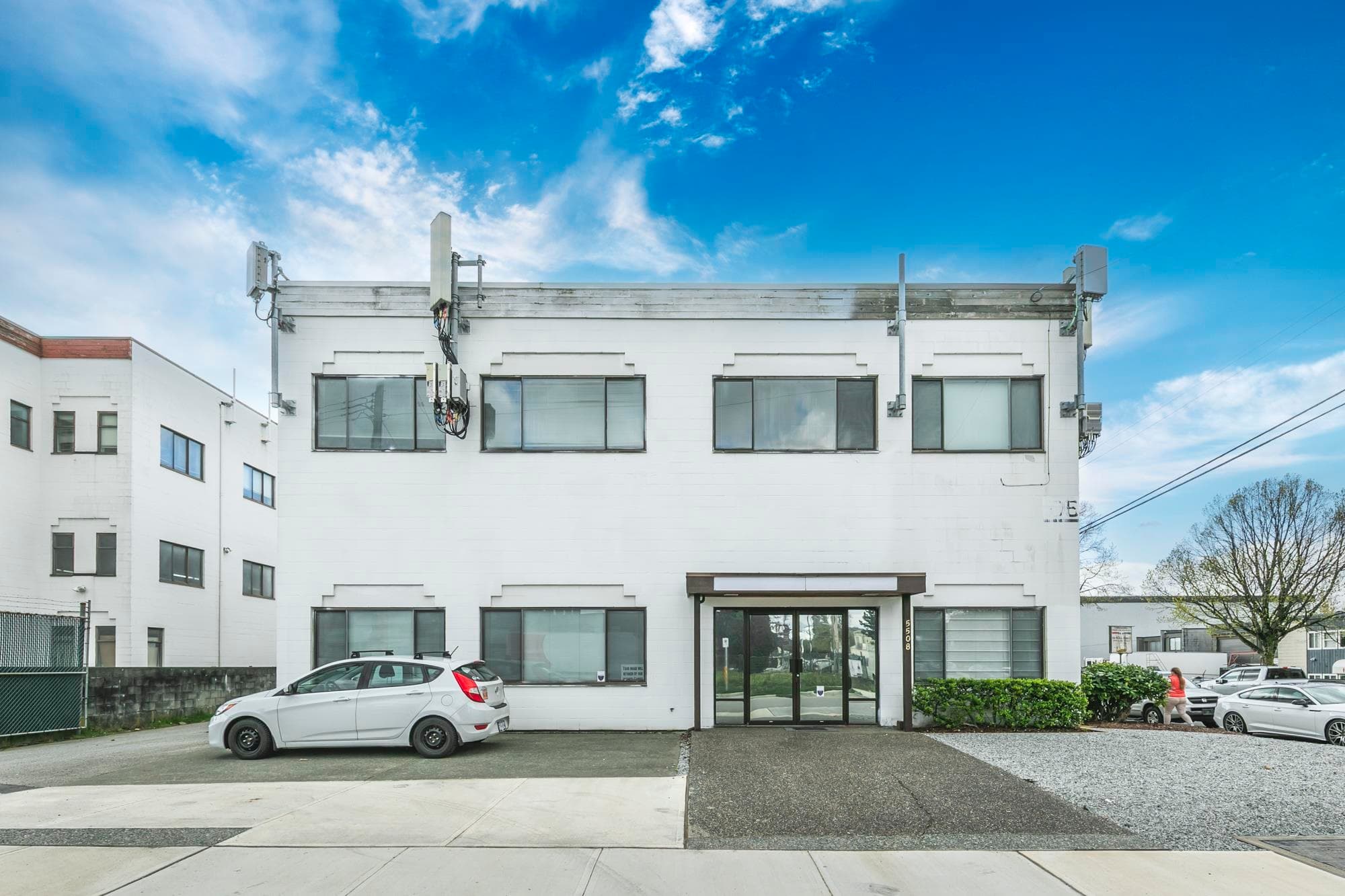 5508 DORSET STREET — photo 1