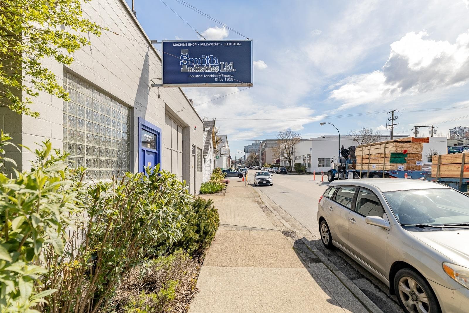 115 W 4TH AVENUE — photo 4