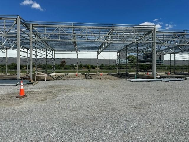 213 18799 AIRPORT WAY — photo 1