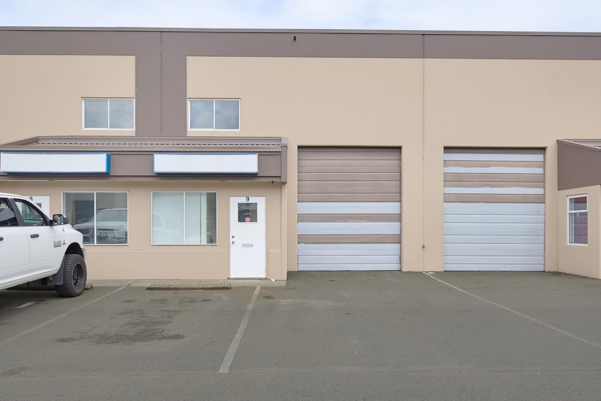 8 & 9 32929 MISSION WAY — photo 4