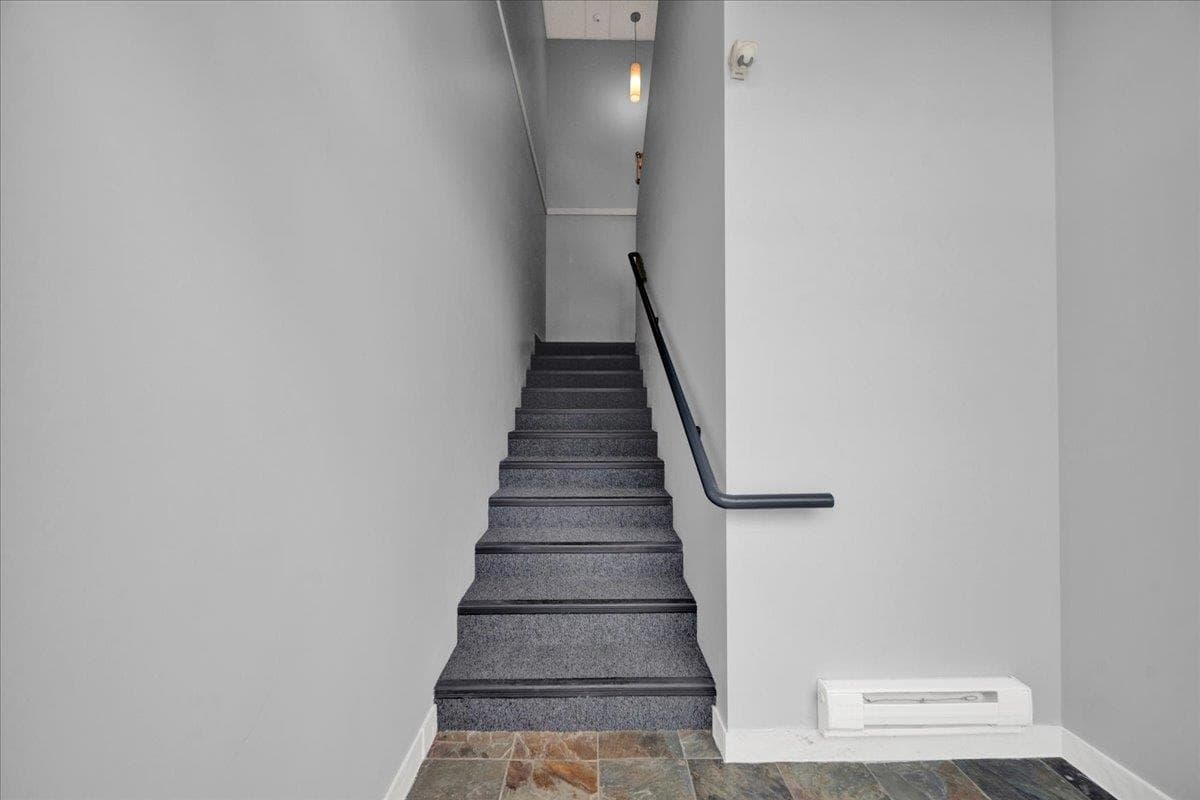 1355 MAIN STREET — photo 3