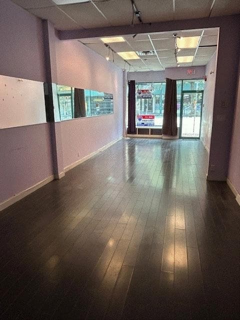 105 223 W BROADWAY — photo 3