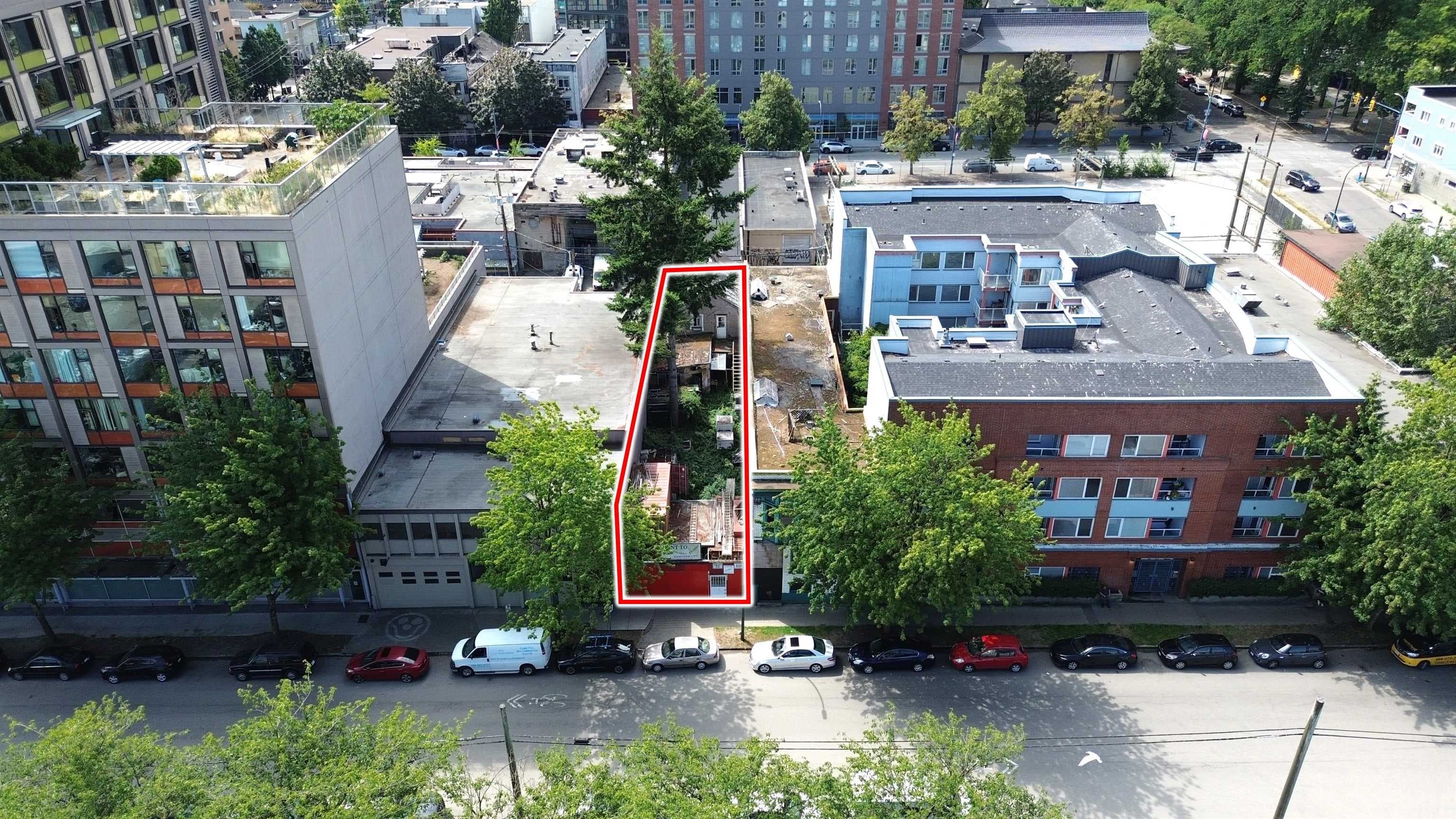 516 ALEXANDER STREET, Vancouver