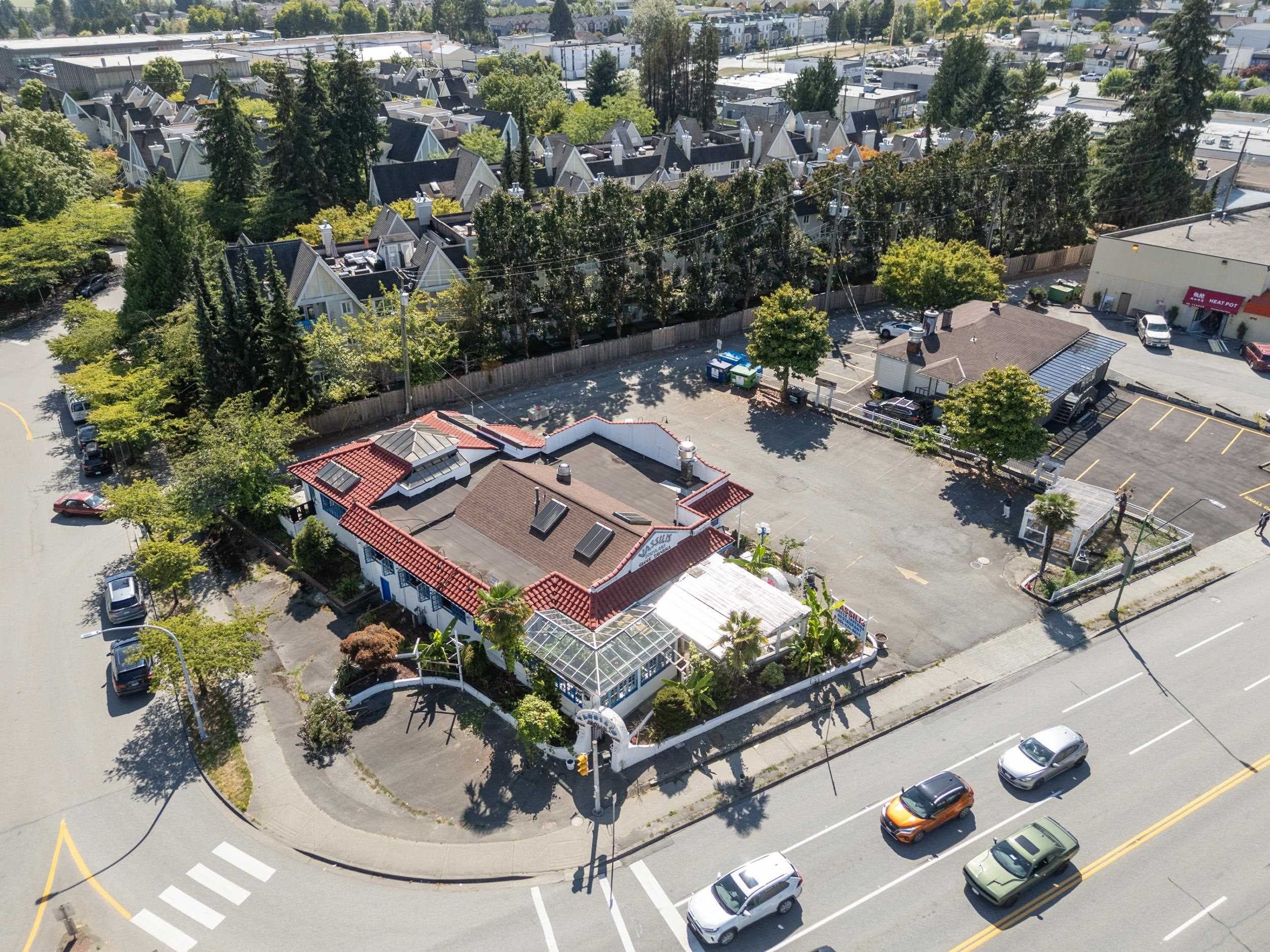 6558 KINGSWAY, Burnaby