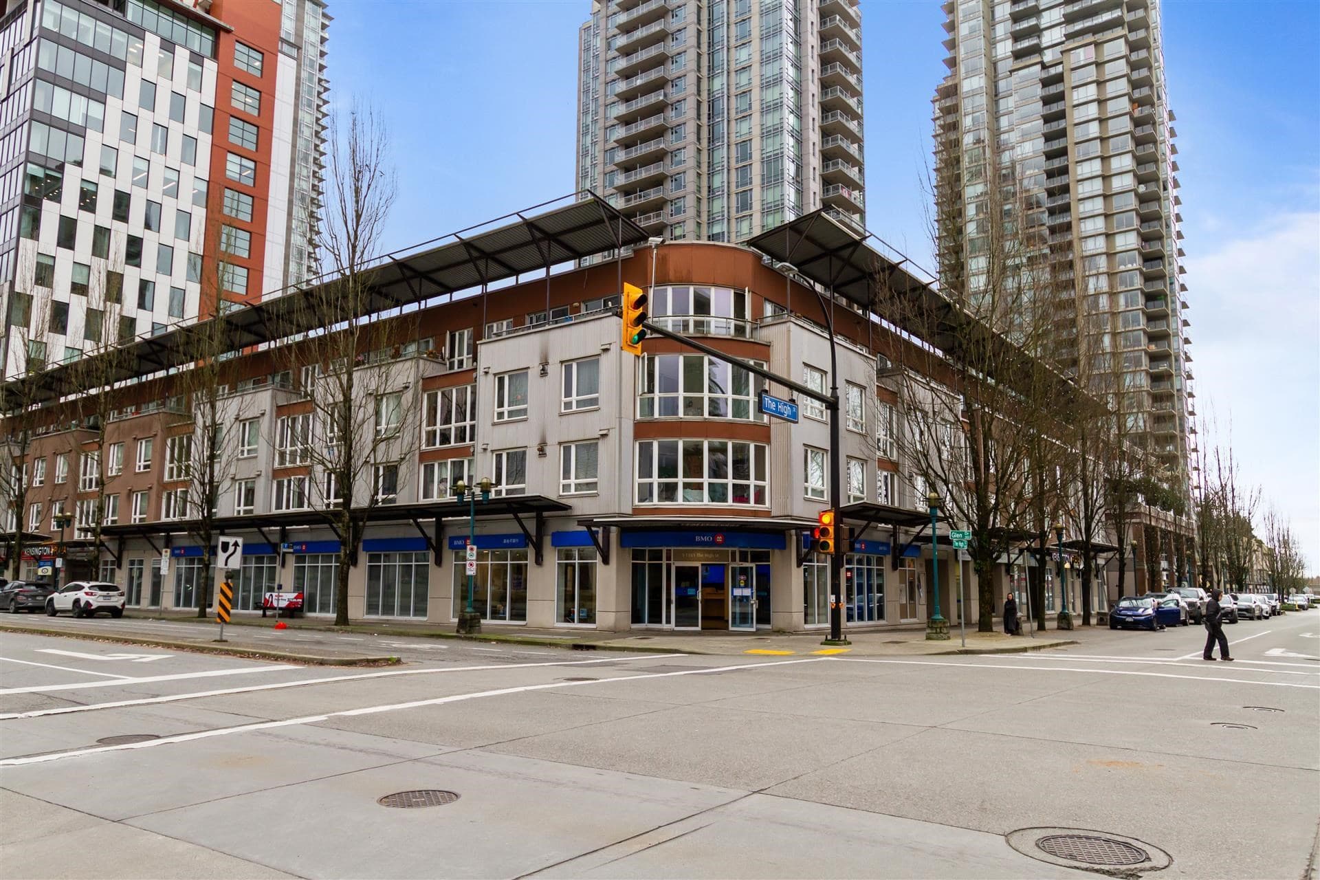 9 1161 THE HIGH STREET — photo 1
