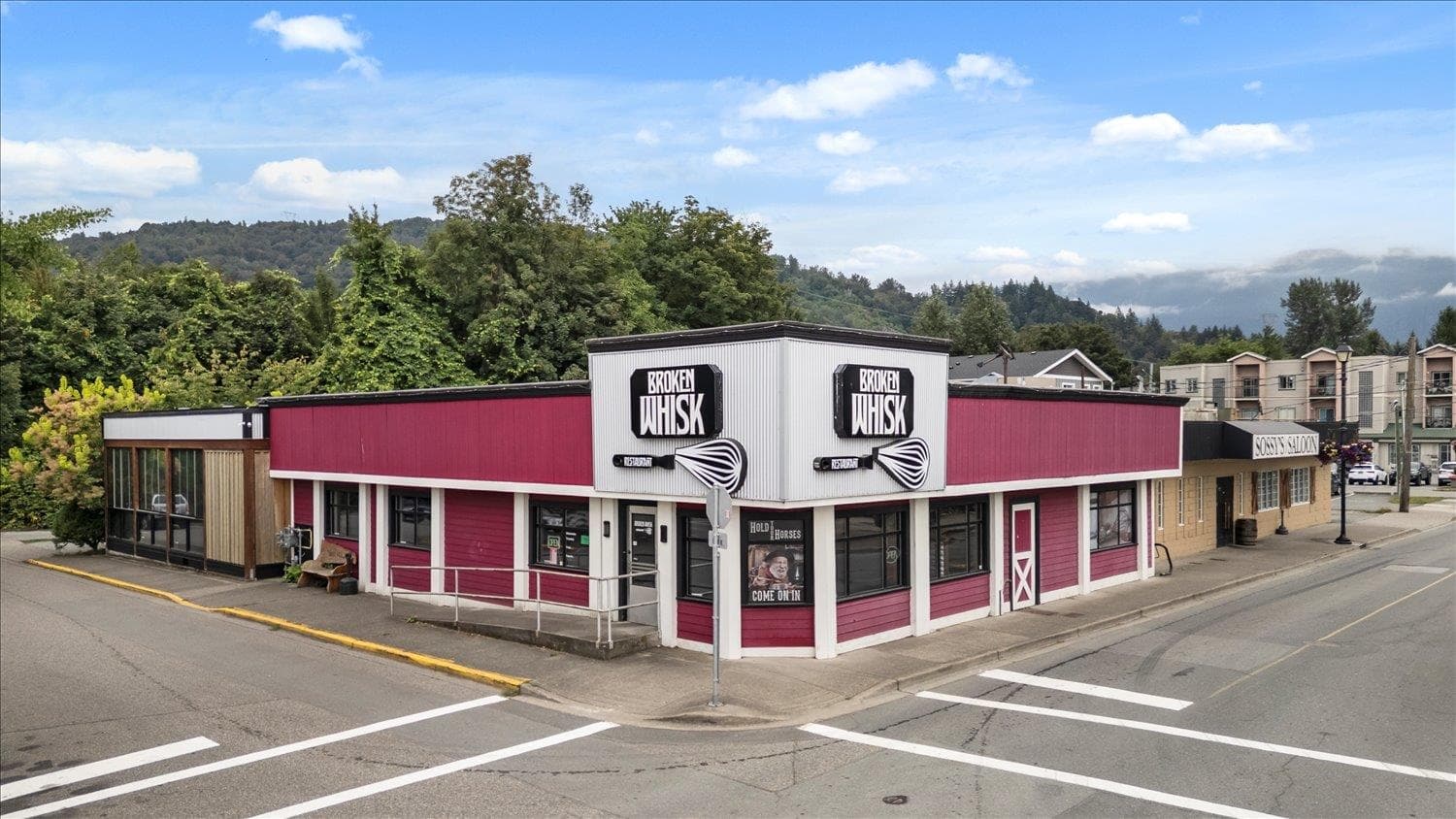 7205 PIONEER AVENUE — photo 1