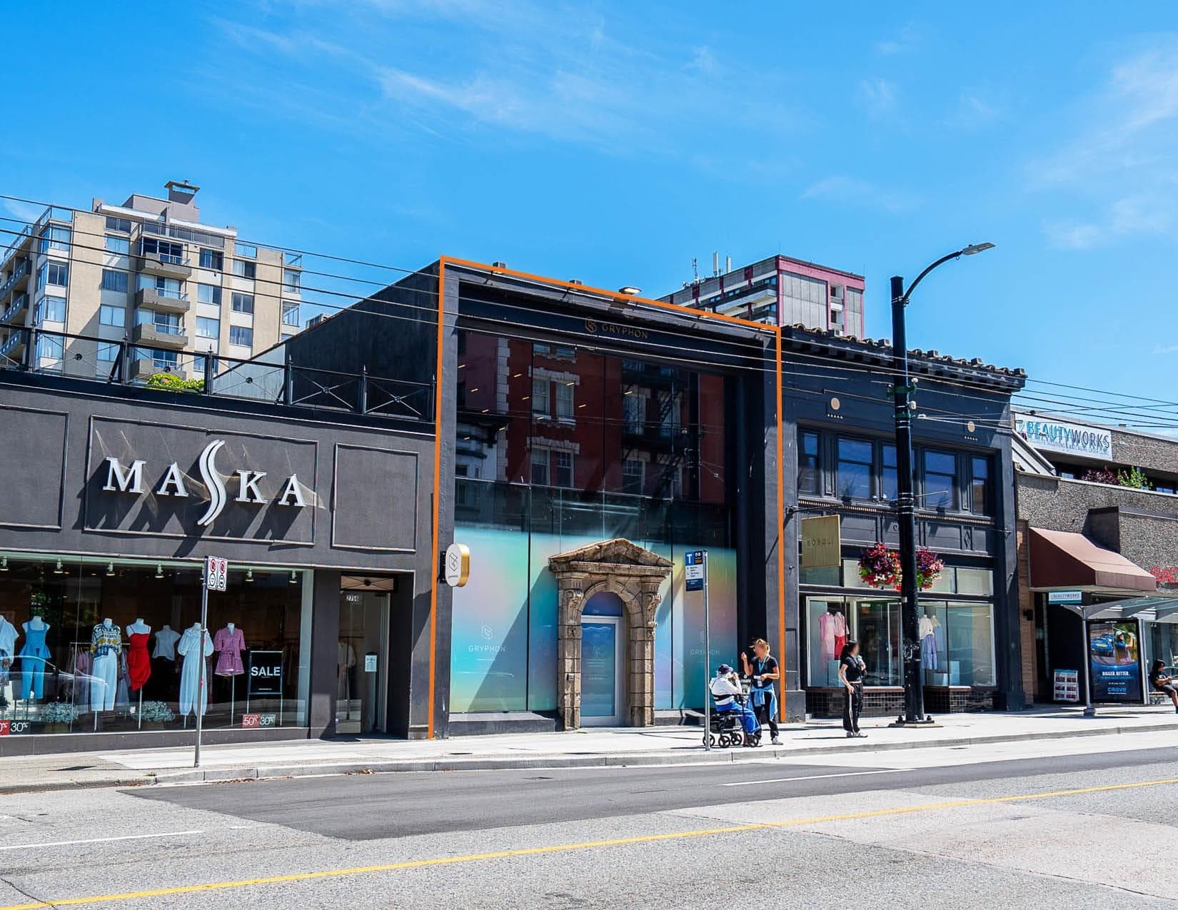2762 GRANVILLE STREET — photo 1