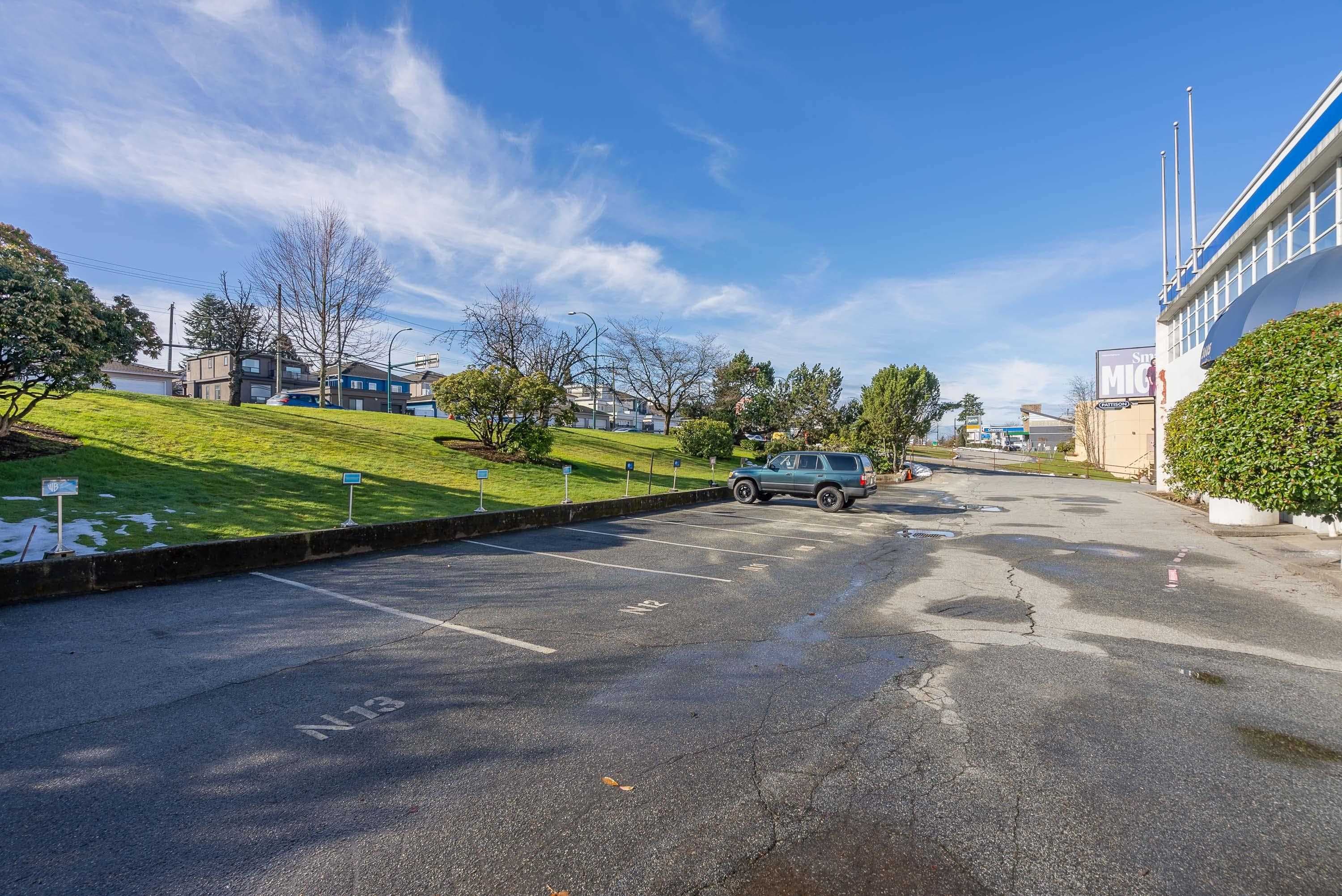 3605 GRANDVIEW HIGHWAY — photo 5