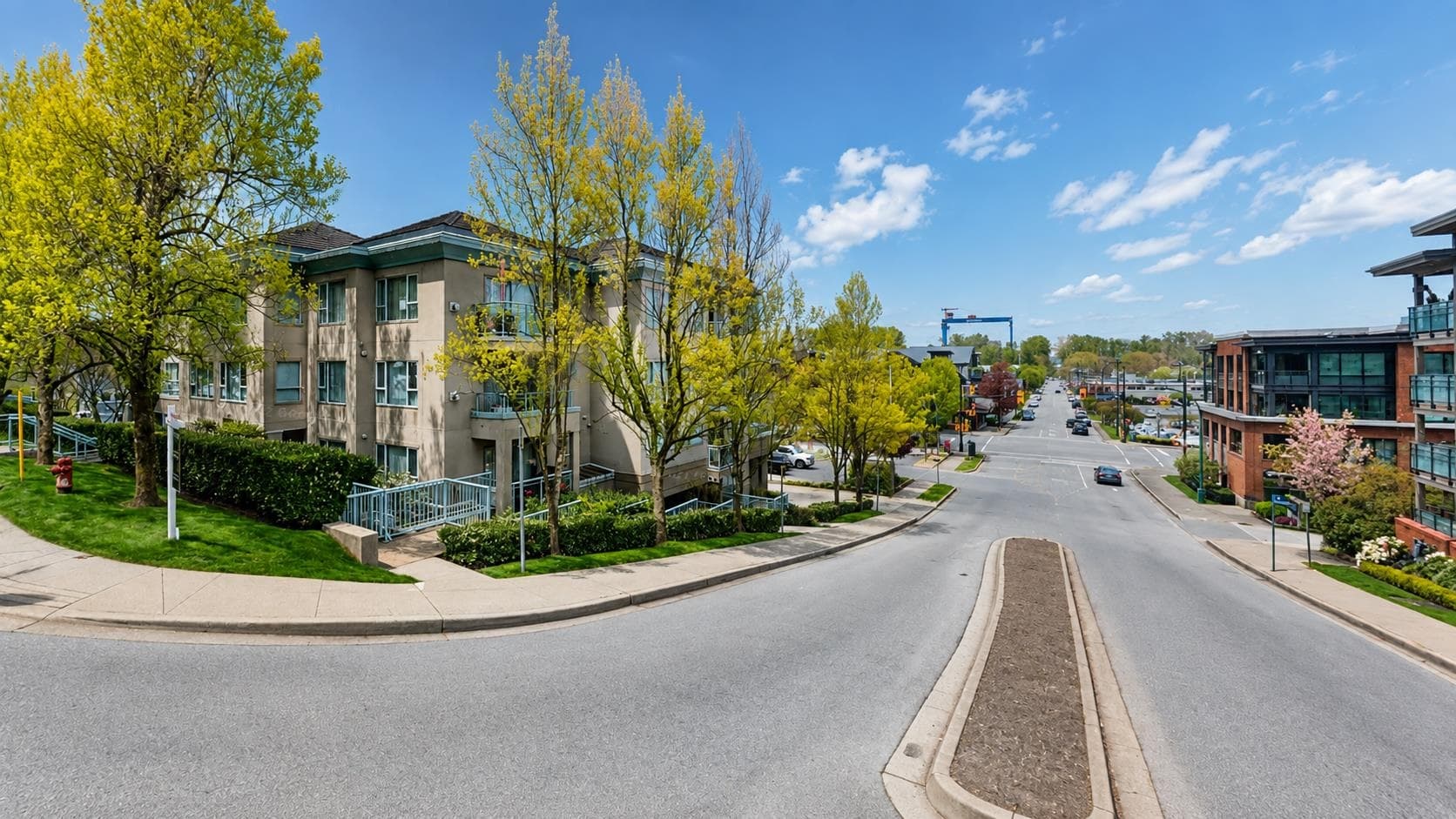 5 1680 W LLOYD AVENUE, North Vancouver