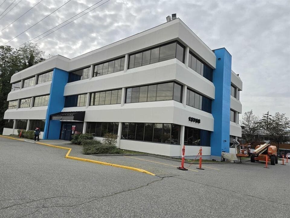 203 13798 94A AVENUE, Surrey