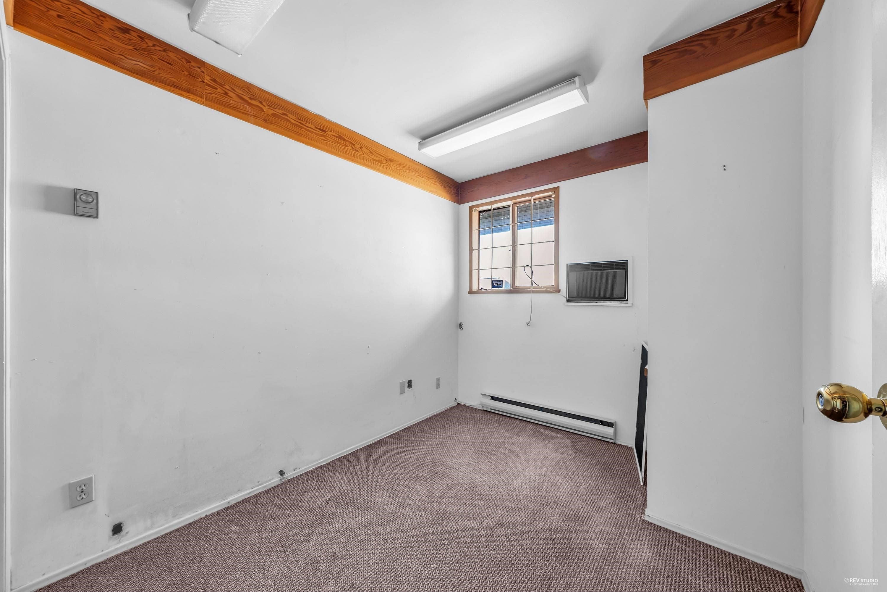 1366 SW MARINE DRIVE — photo 5
