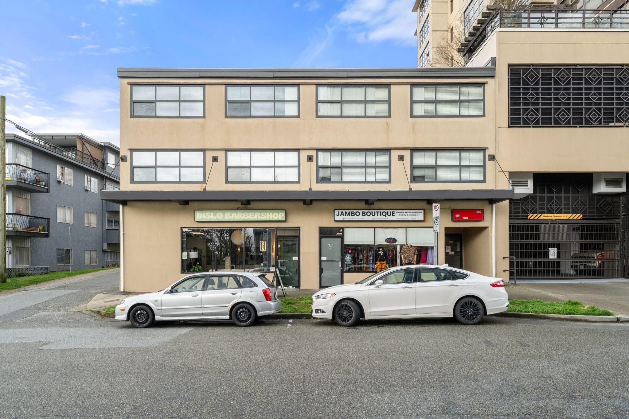 605 THIRD AVENUE, New Westminster
