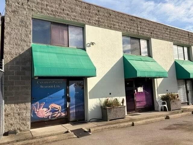 110 & 120 8851 BECKWITH ROAD, Richmond