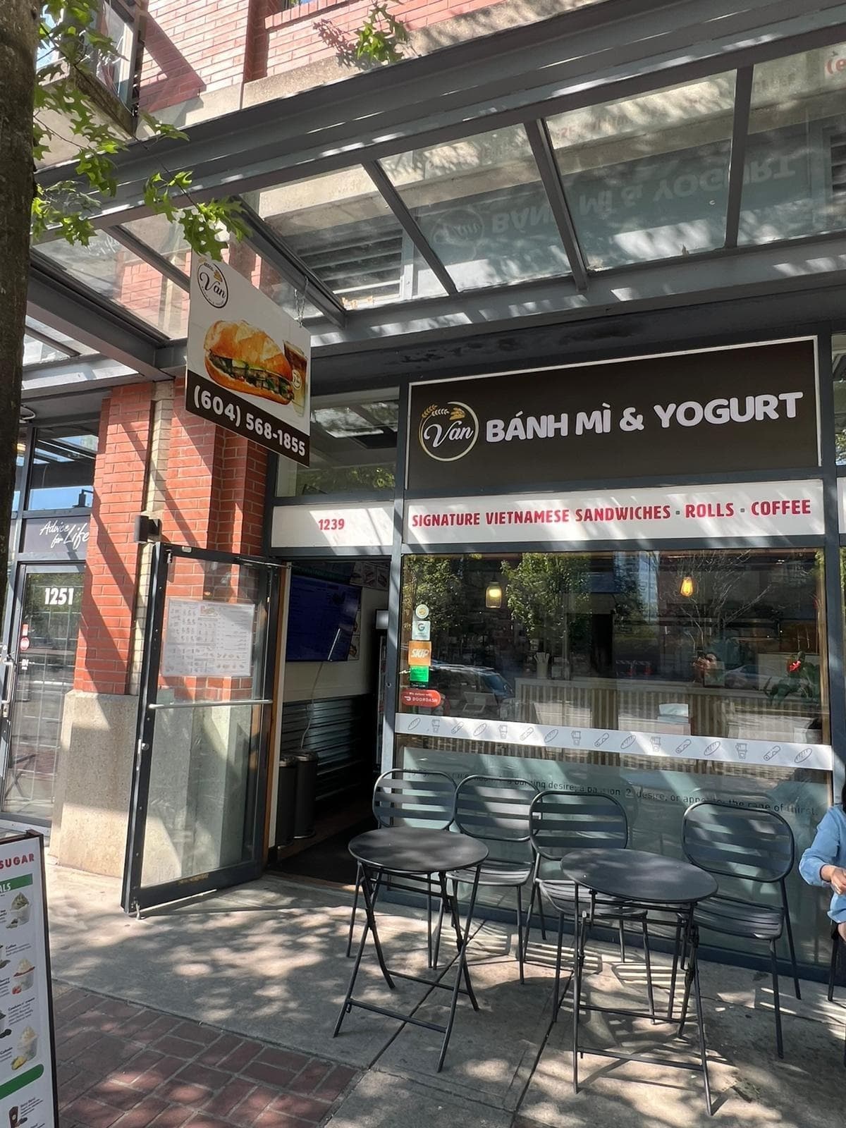 1239 PACIFIC BOULEVARD, Vancouver