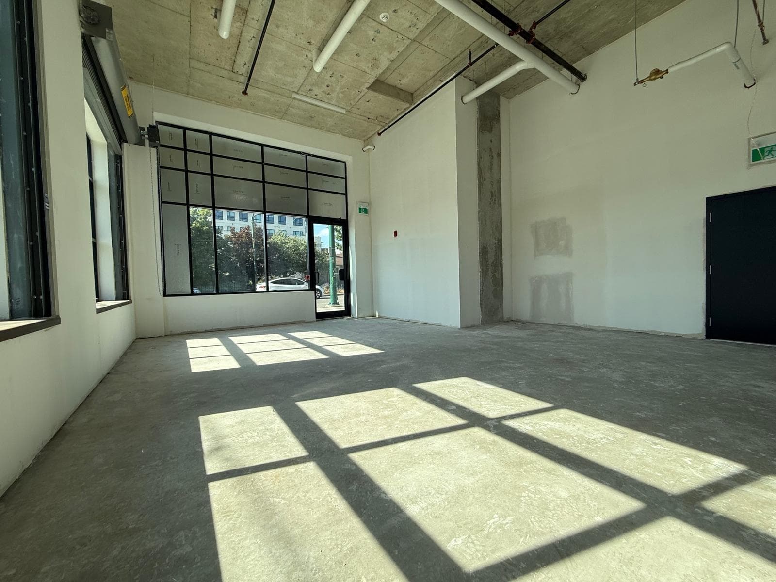 2351 E BROADWAY STREET — photo 3