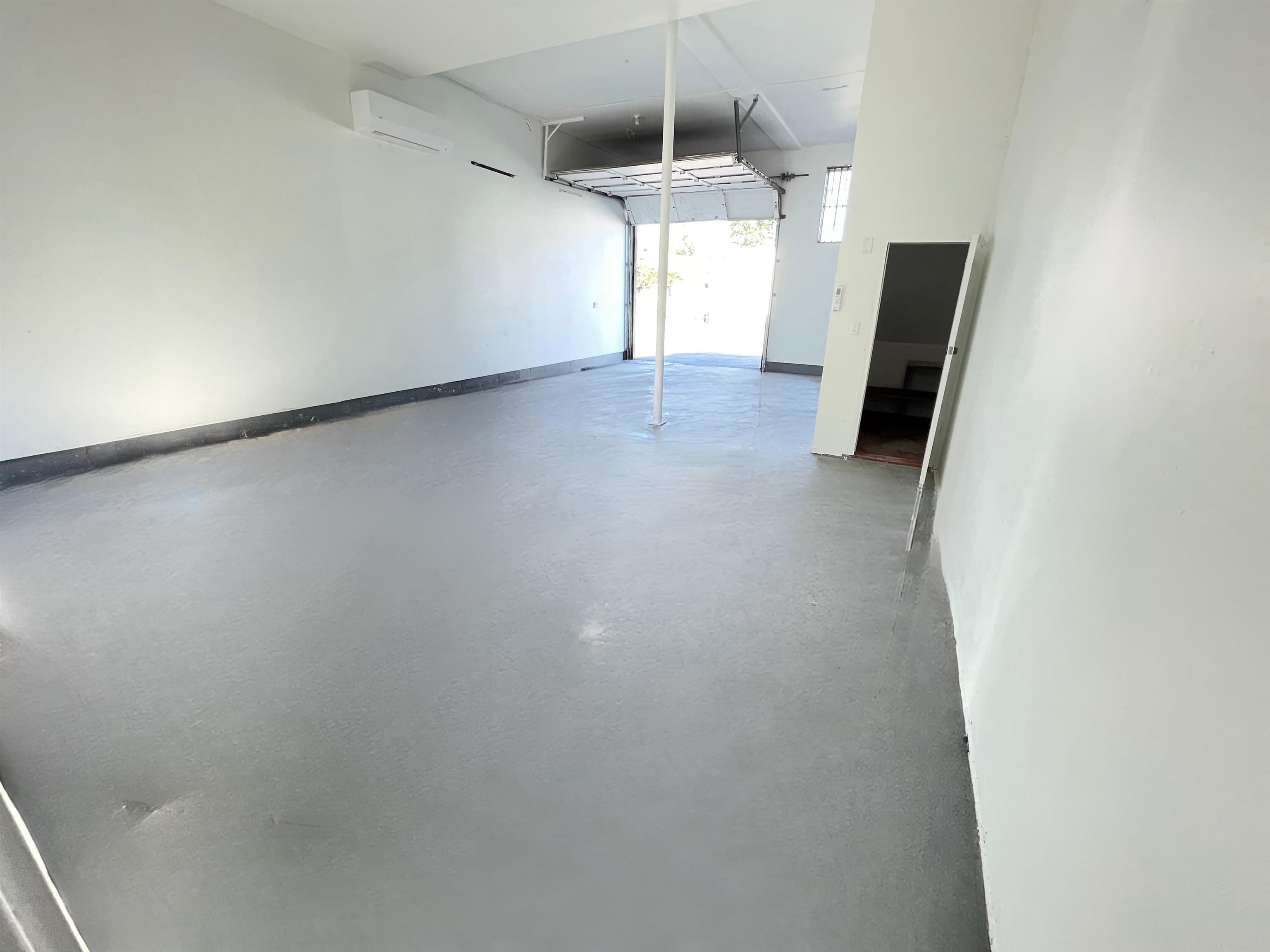 103 7033 ABBOT STREET — photo 1