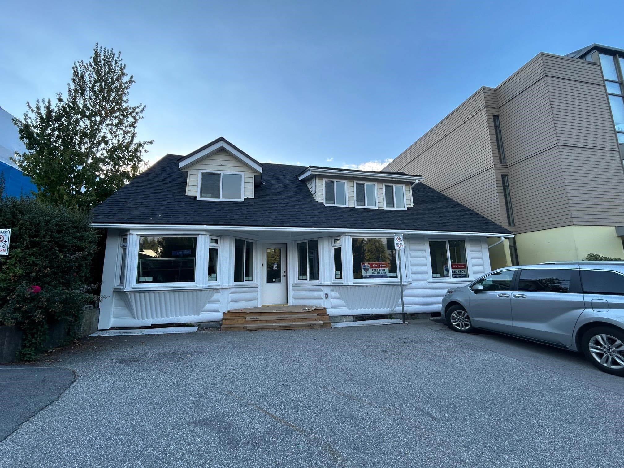 2211 PANORAMA DRIVE, North Vancouver