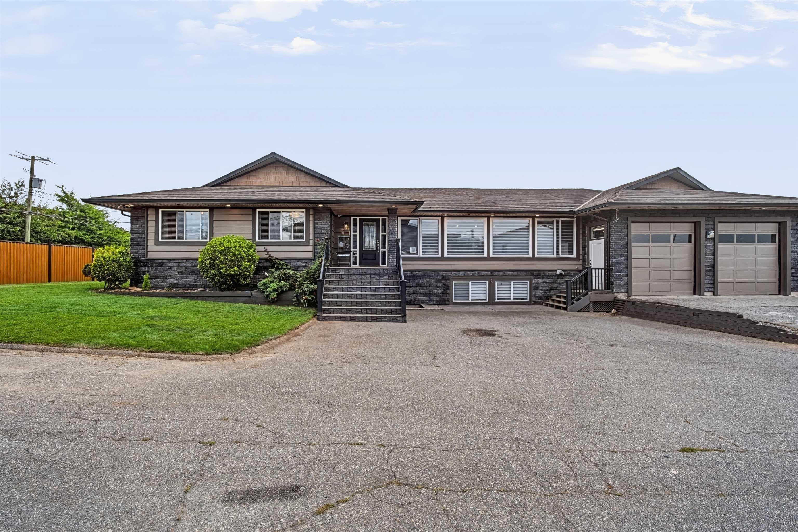 2247 WINDSOR STREET — photo 3