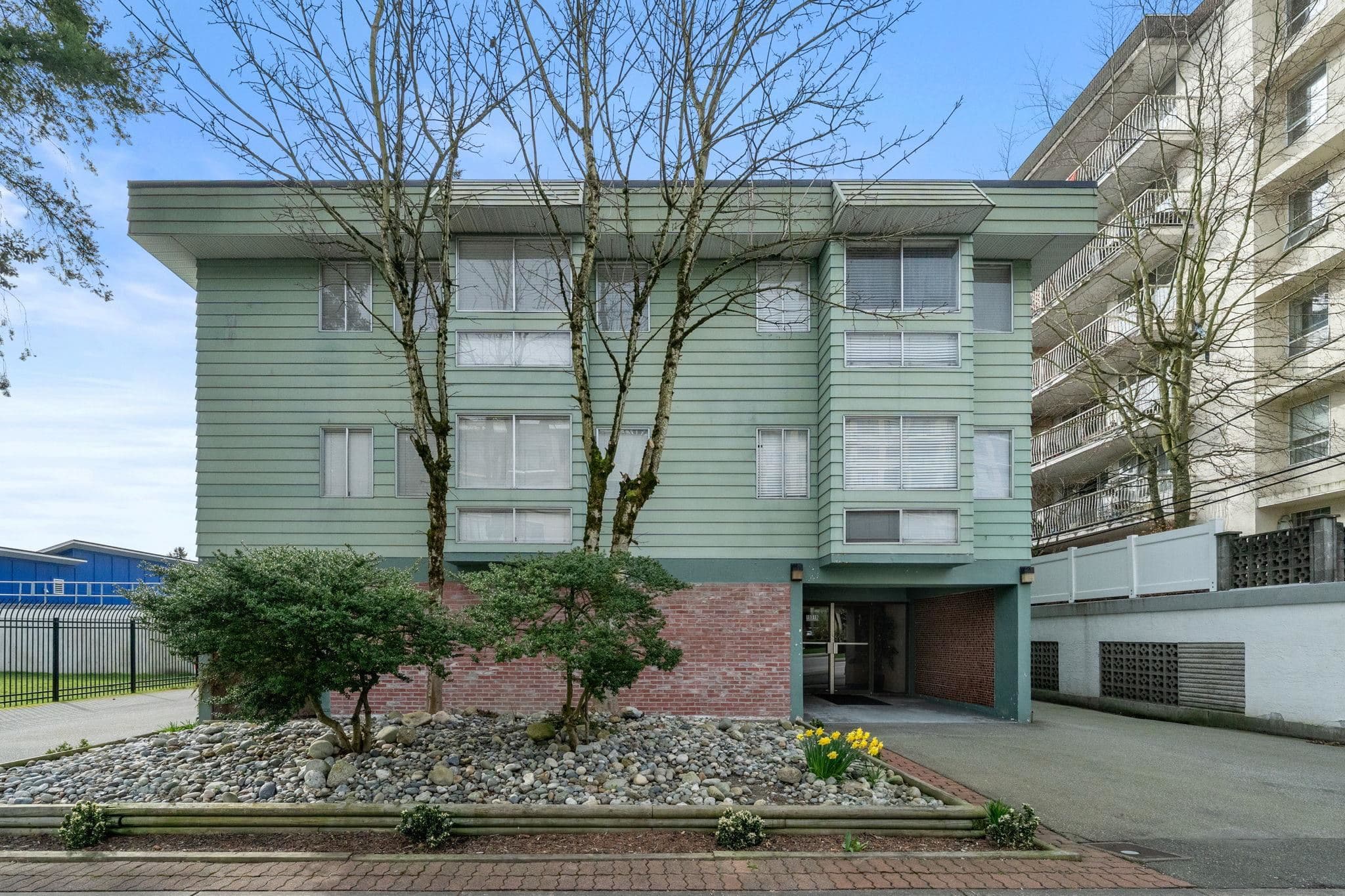 15318 NORTH BLUFF ROAD, White Rock