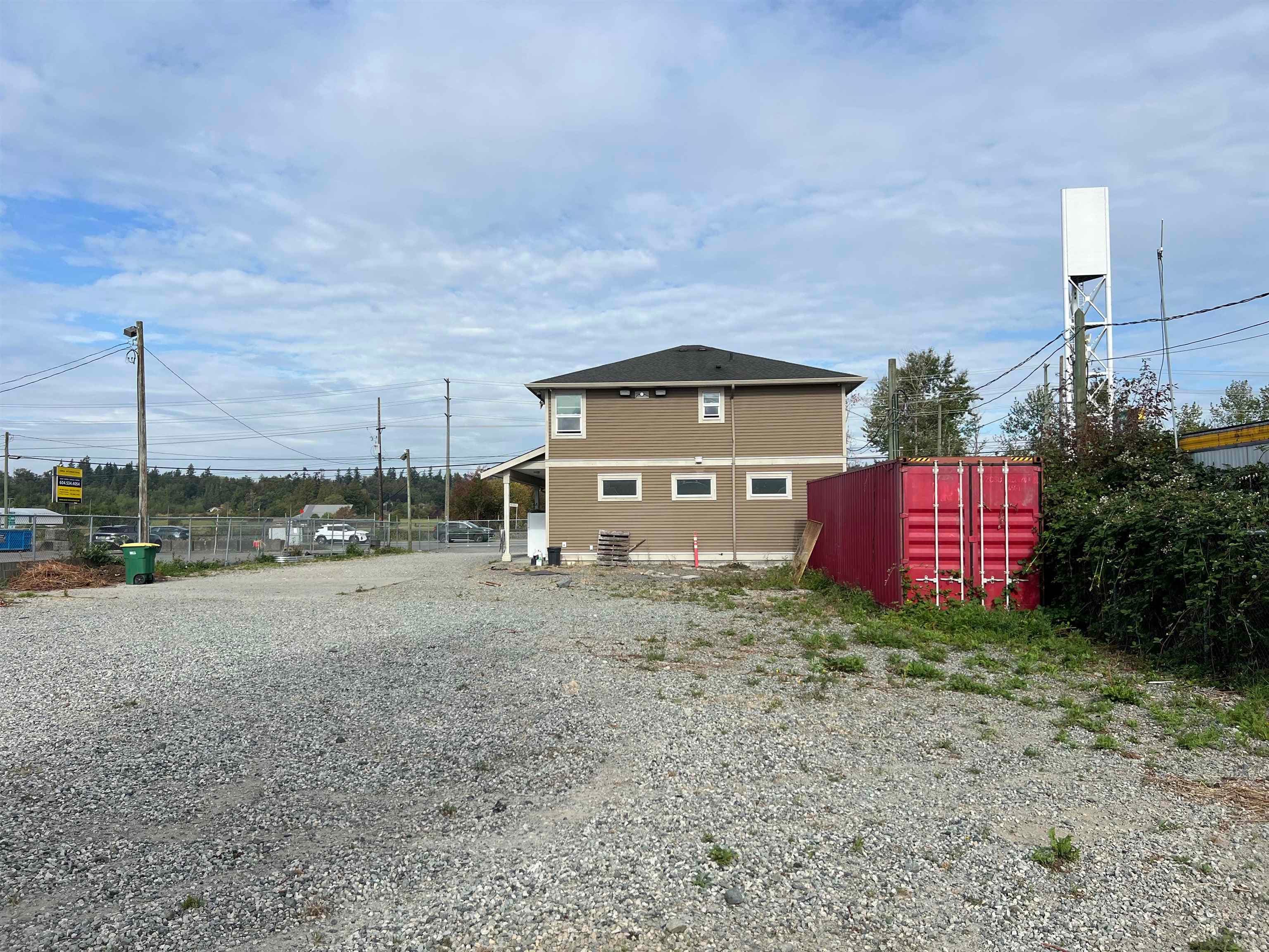 6758 GLOVER ROAD — photo 1