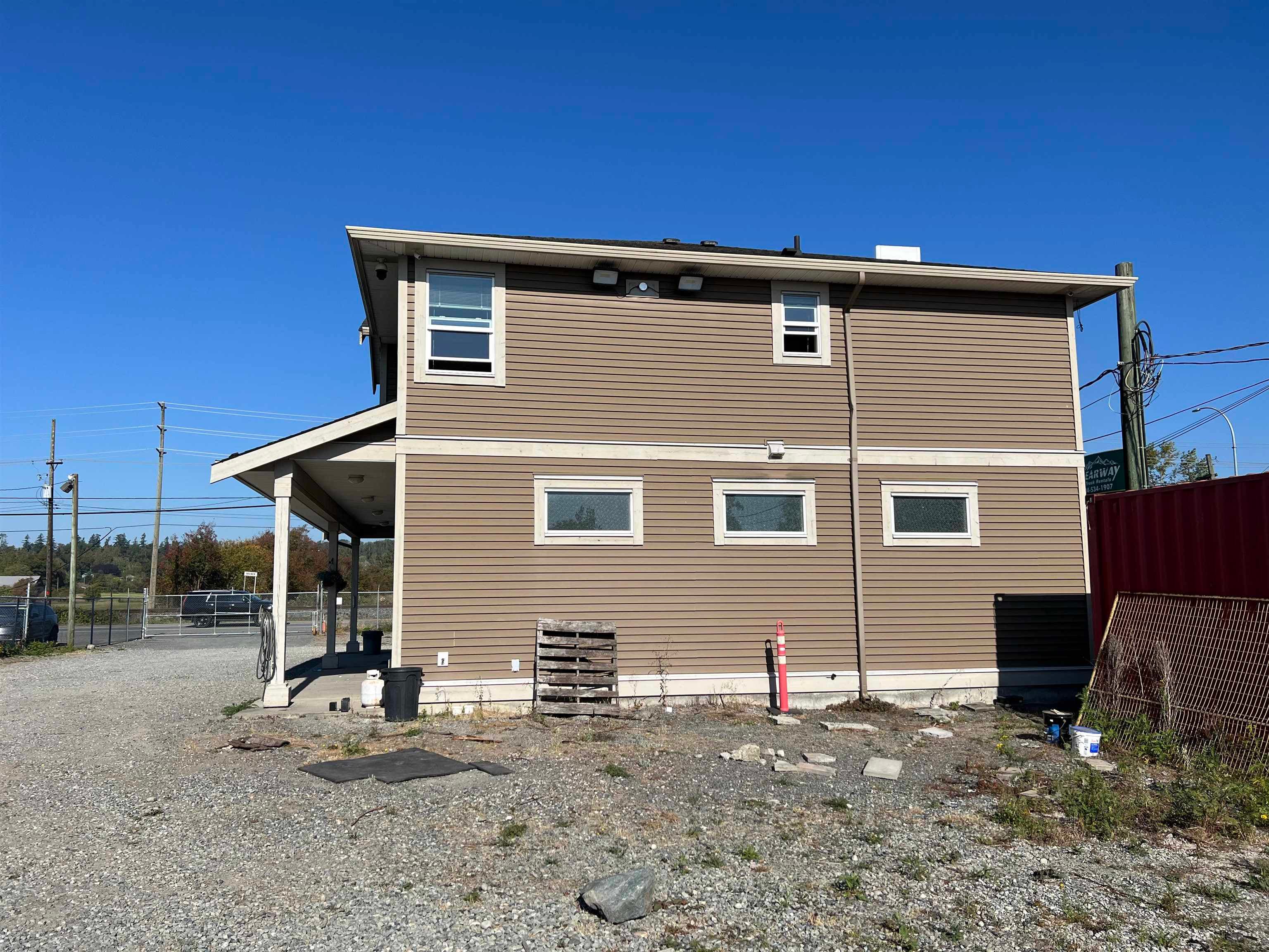 6758 GLOVER ROAD — photo 4