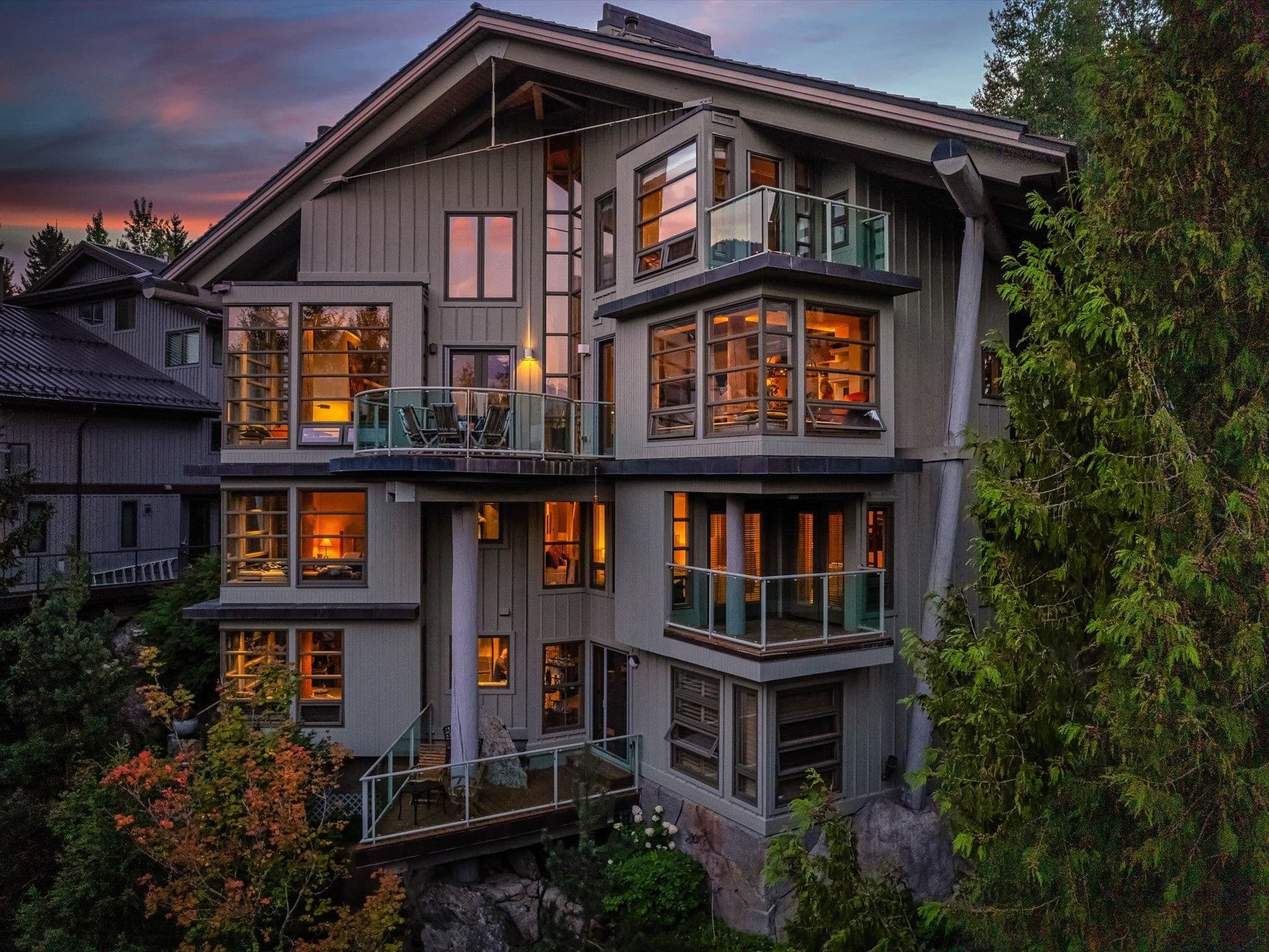 3359 Osprey Place, Whistler, V8E 0B8 — photo 2