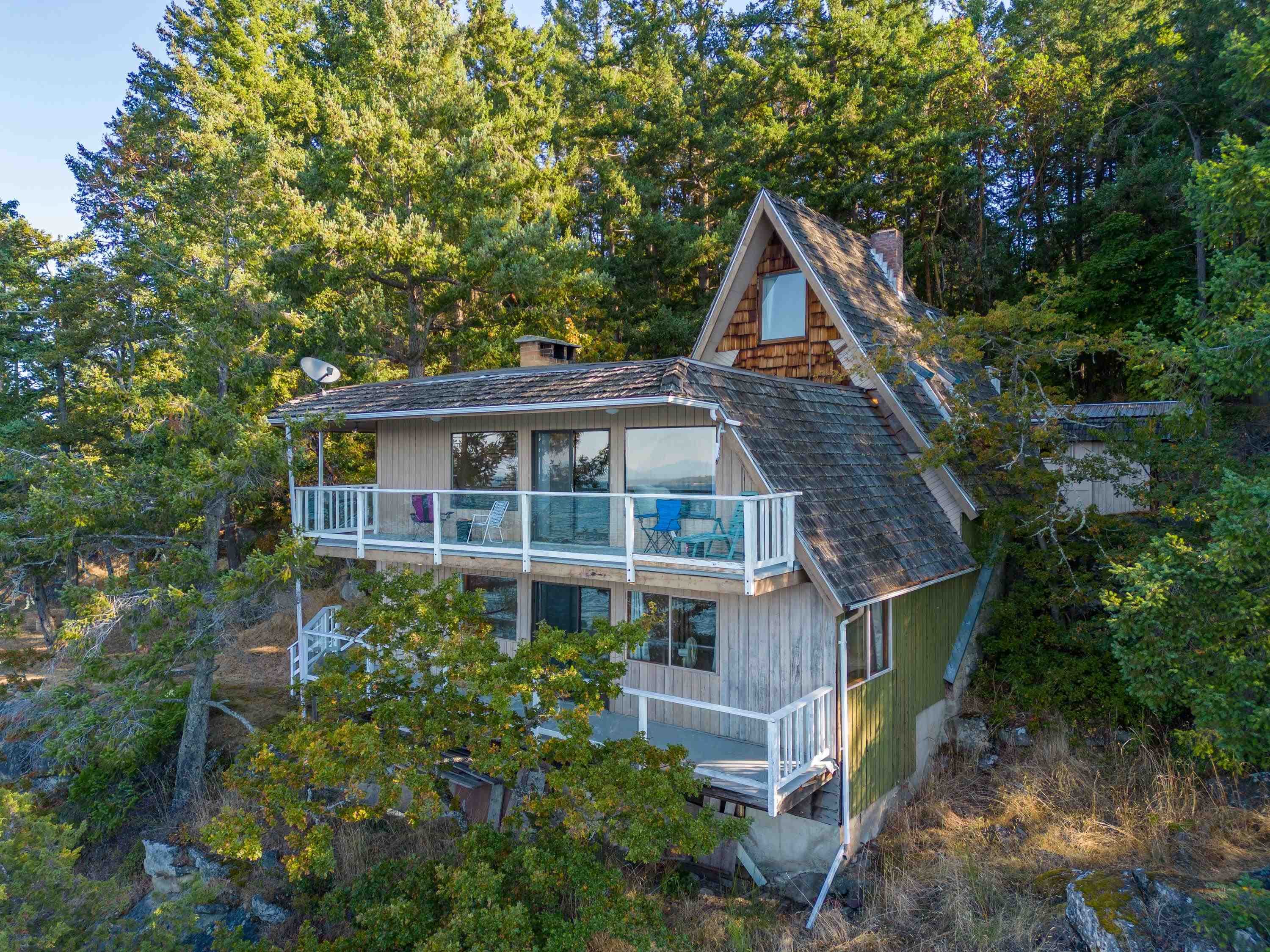 315 Deacon Lane, Galiano Island, V0N 1P0 — photo 2