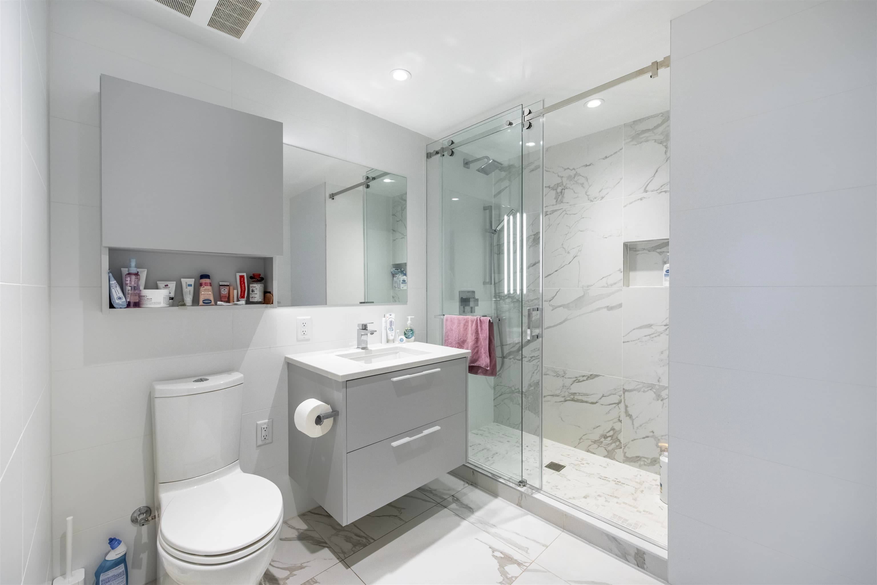 2108 - 6699 Dunblane Avenue, Burnaby, V5H 0J8 — photo 5