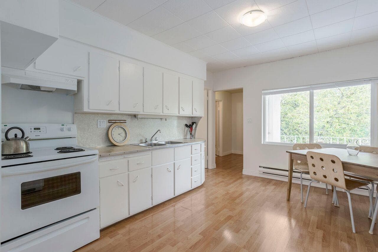 1605 E 8th Avenue, Vancouver, V5N 1T6 — photo 3