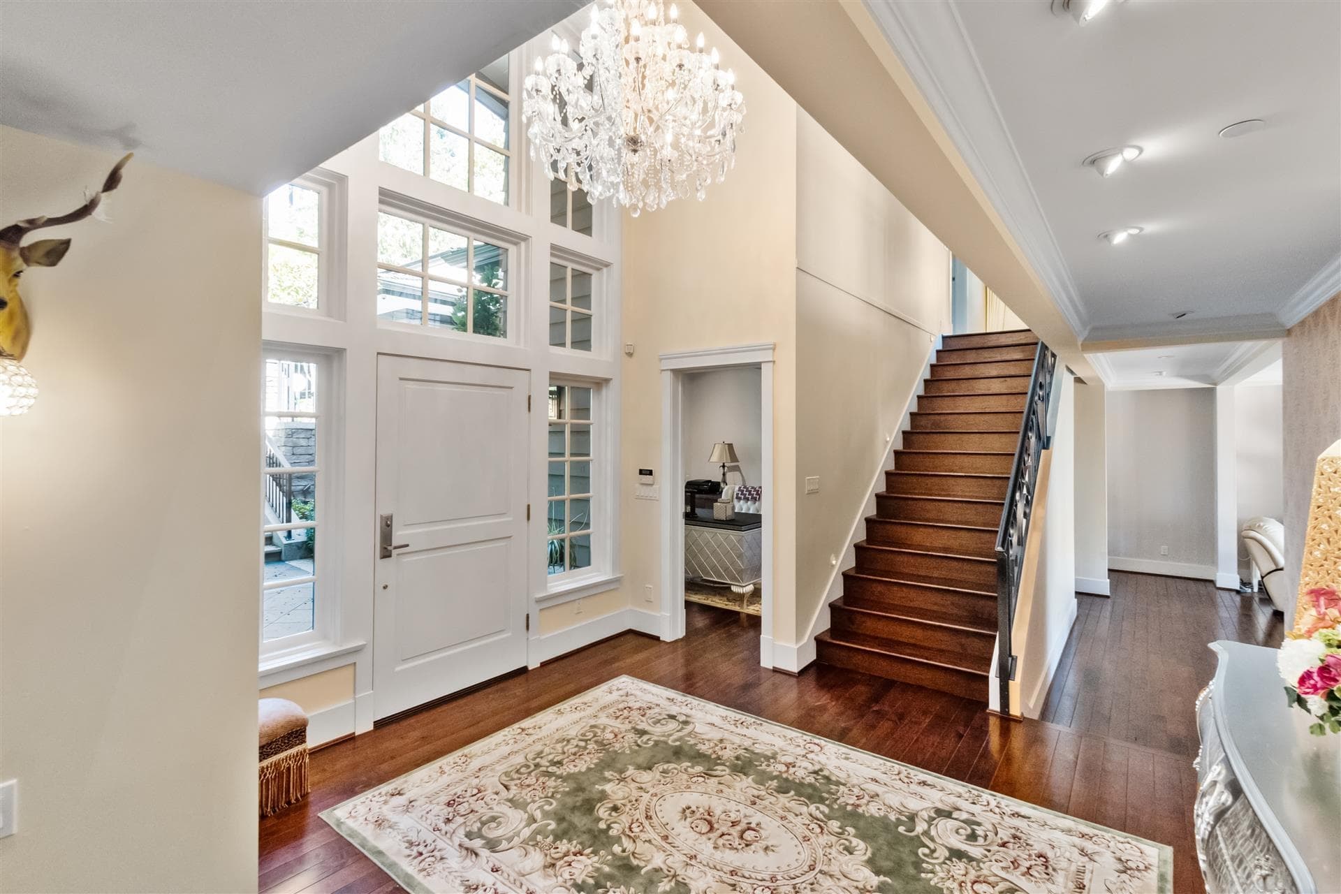 4668 Clovelly Walk, West Vancouver, V7W 1H5 — photo 2