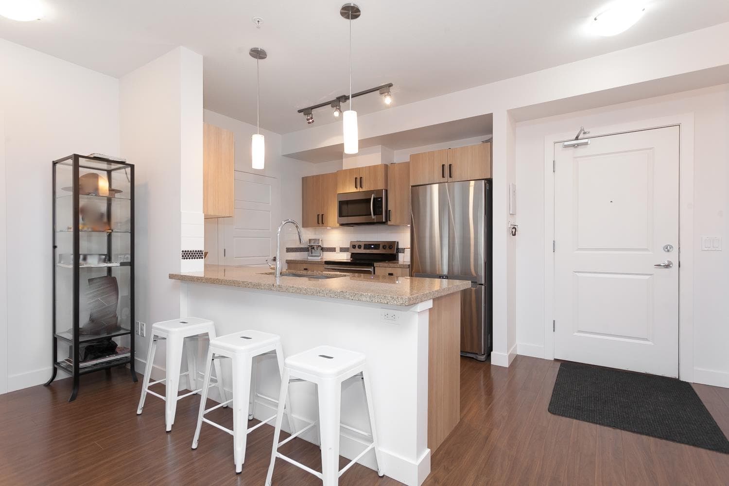 209 - 20219 54a Avenue, Langley, V3A 0C7 — photo 4