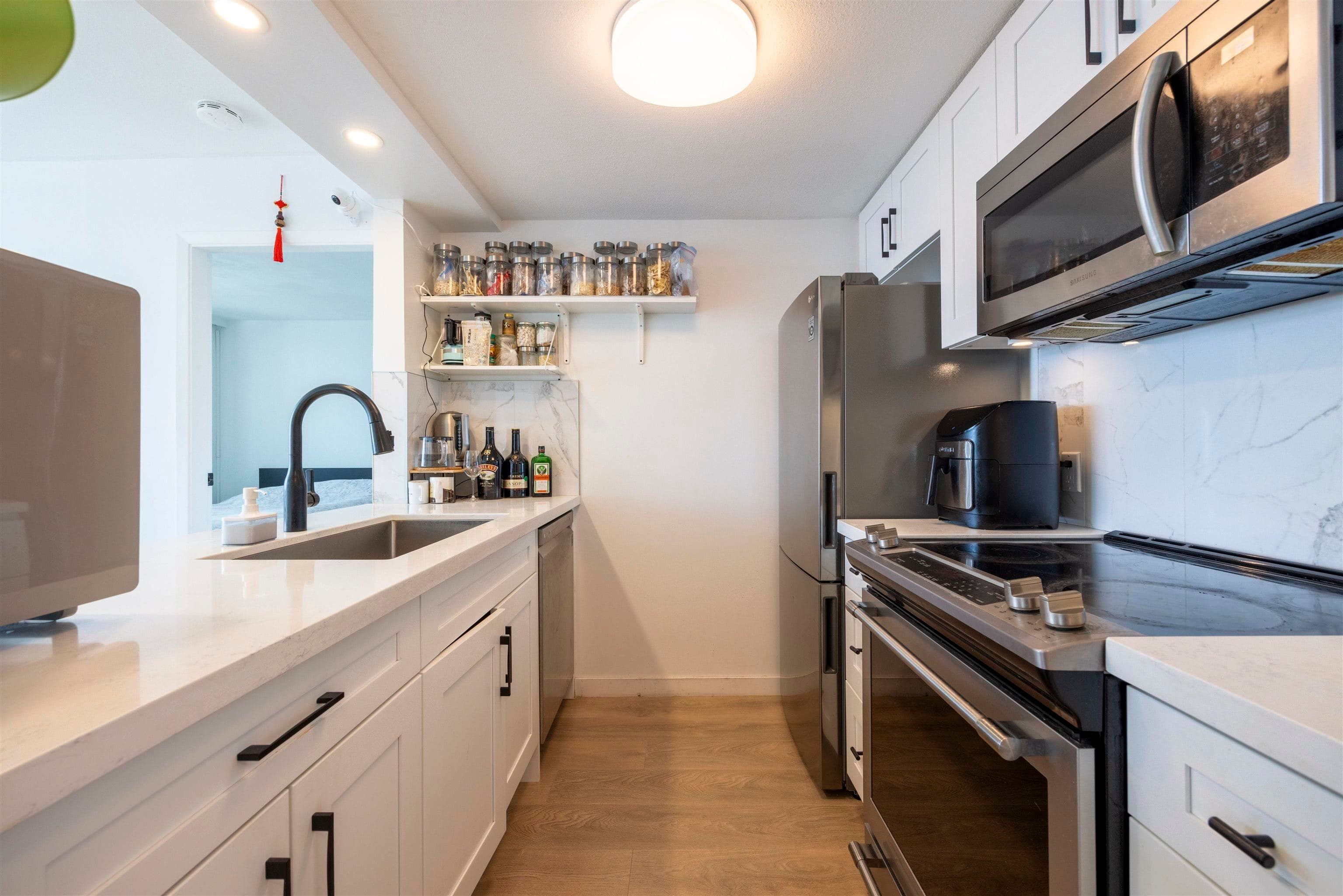 2508 - 438 Seymour Street, Vancouver, V6B 6H4 — photo 4