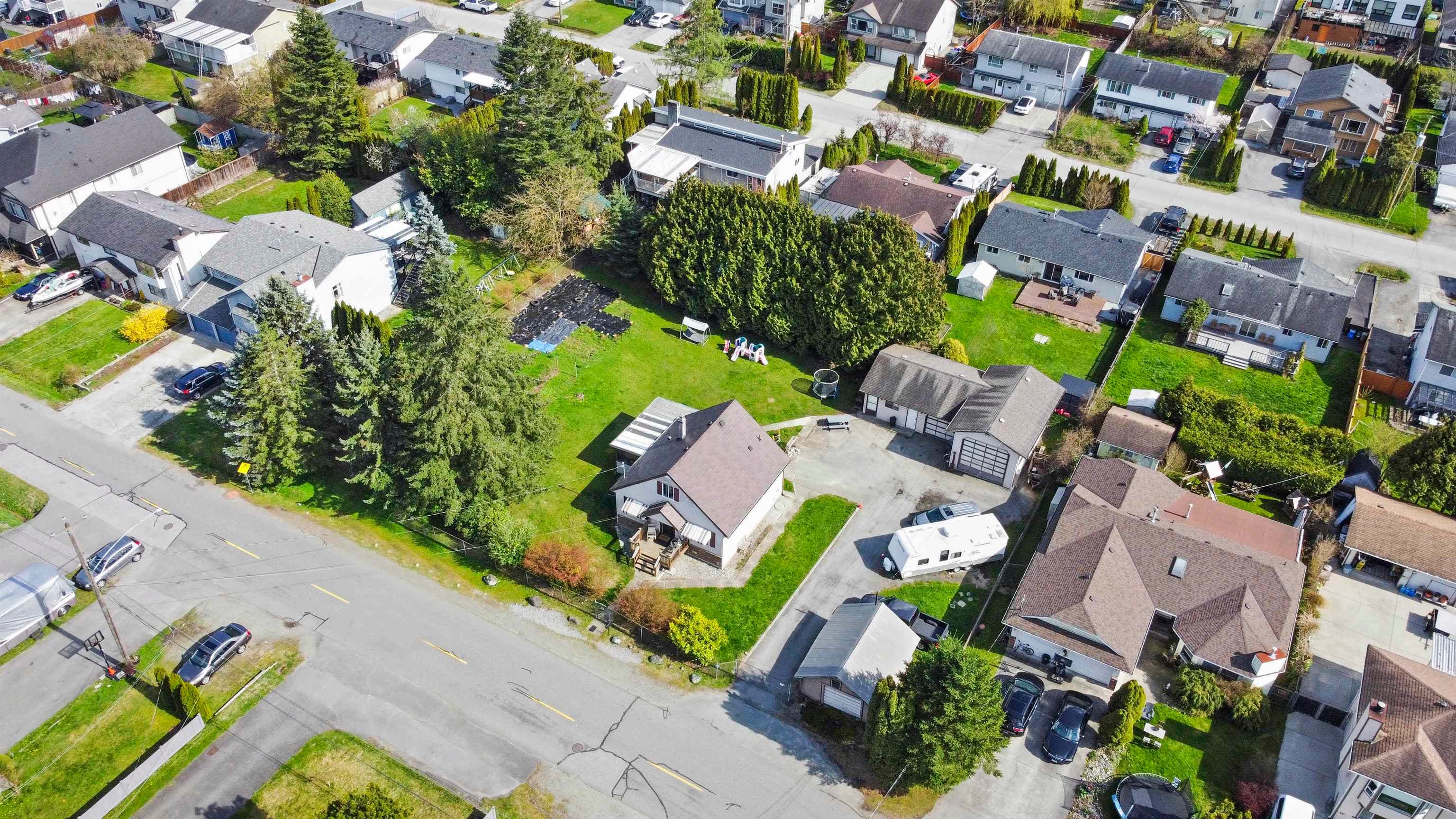 20138 Lorne Avenue, Maple Ridge, V2X 1G1 — photo 2