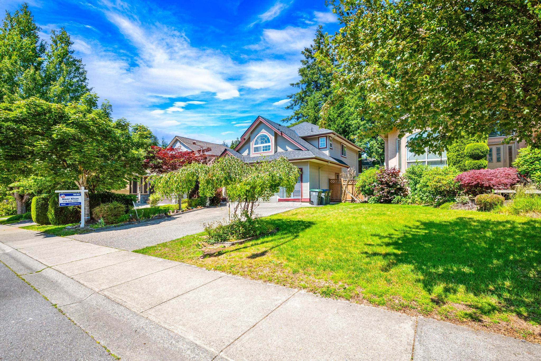 12055 59 Avenue, Surrey, V3X 3L3 — photo 2