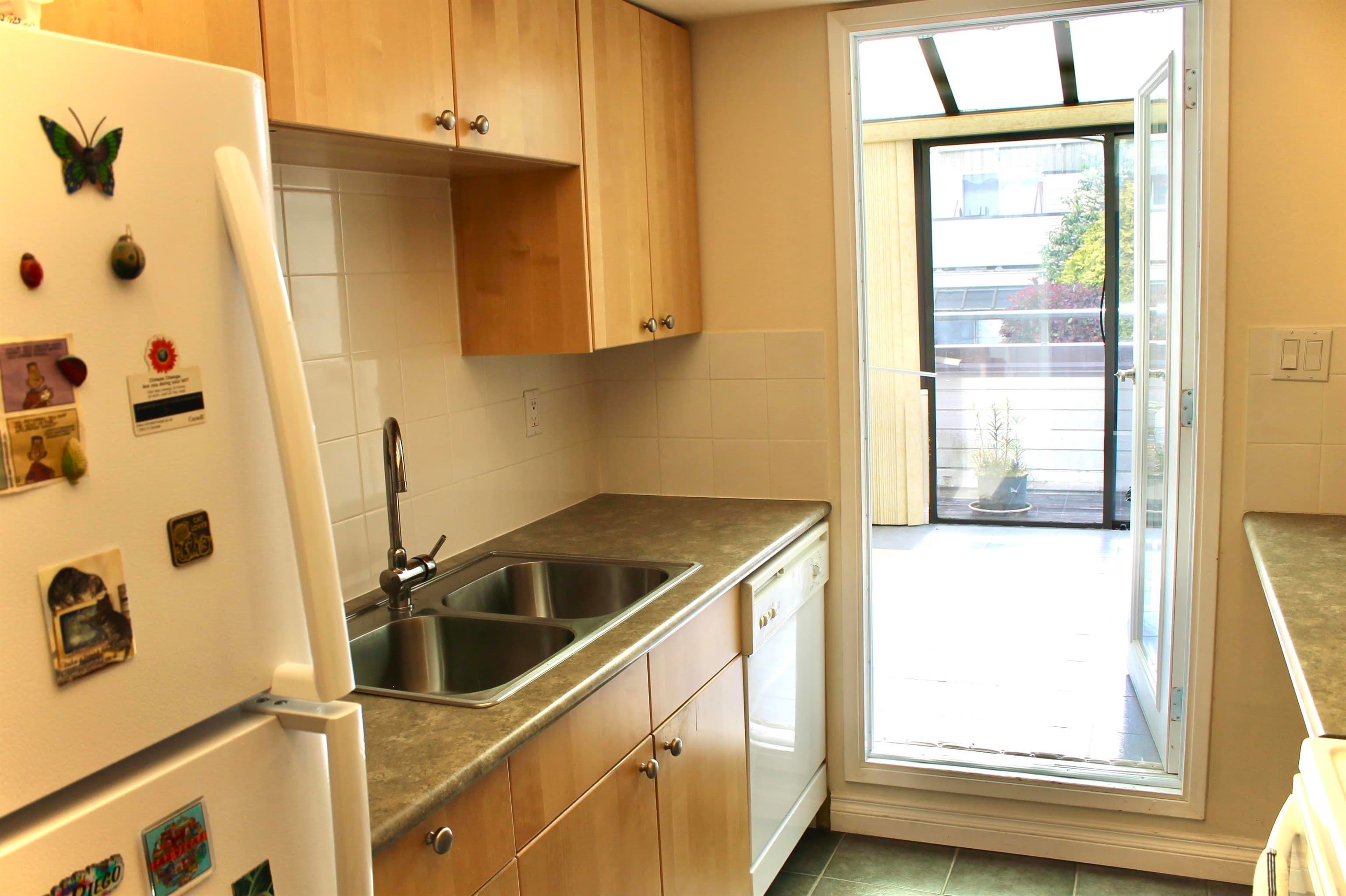 1469 Merklin Street, White Rock, V4B 4C4 — photo 5