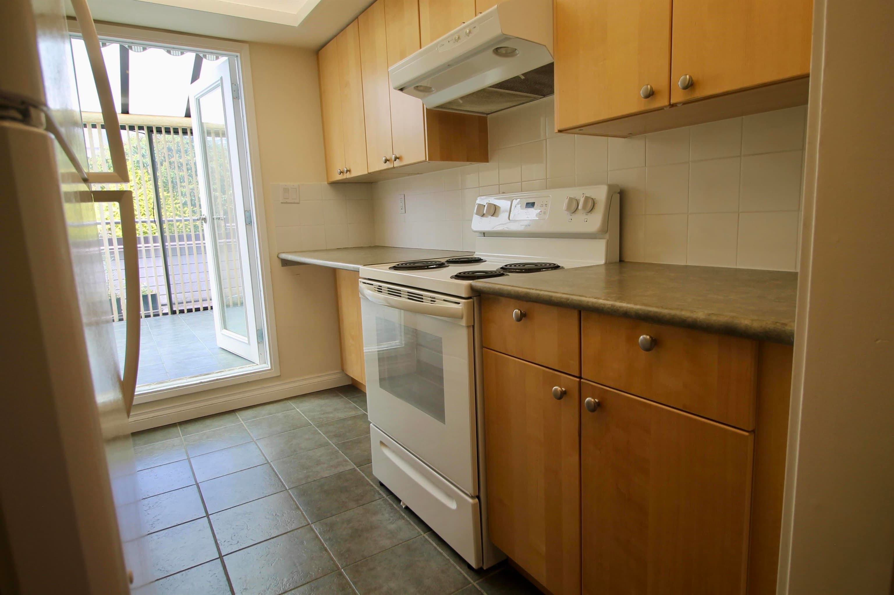 1469 Merklin Street, White Rock, V4B 4C4 — photo 4