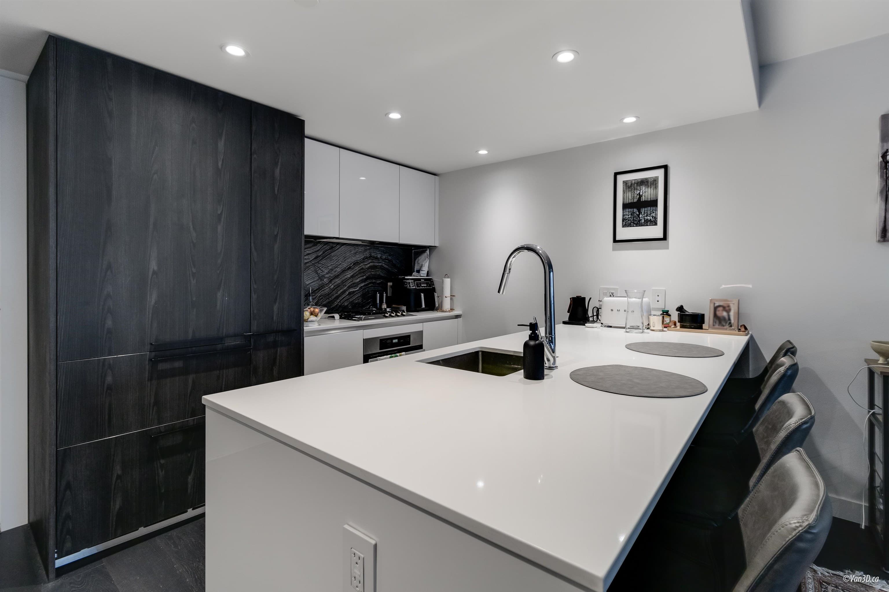 1608 - 1111 Richards Street, Vancouver, V6B 0S3 — photo 4